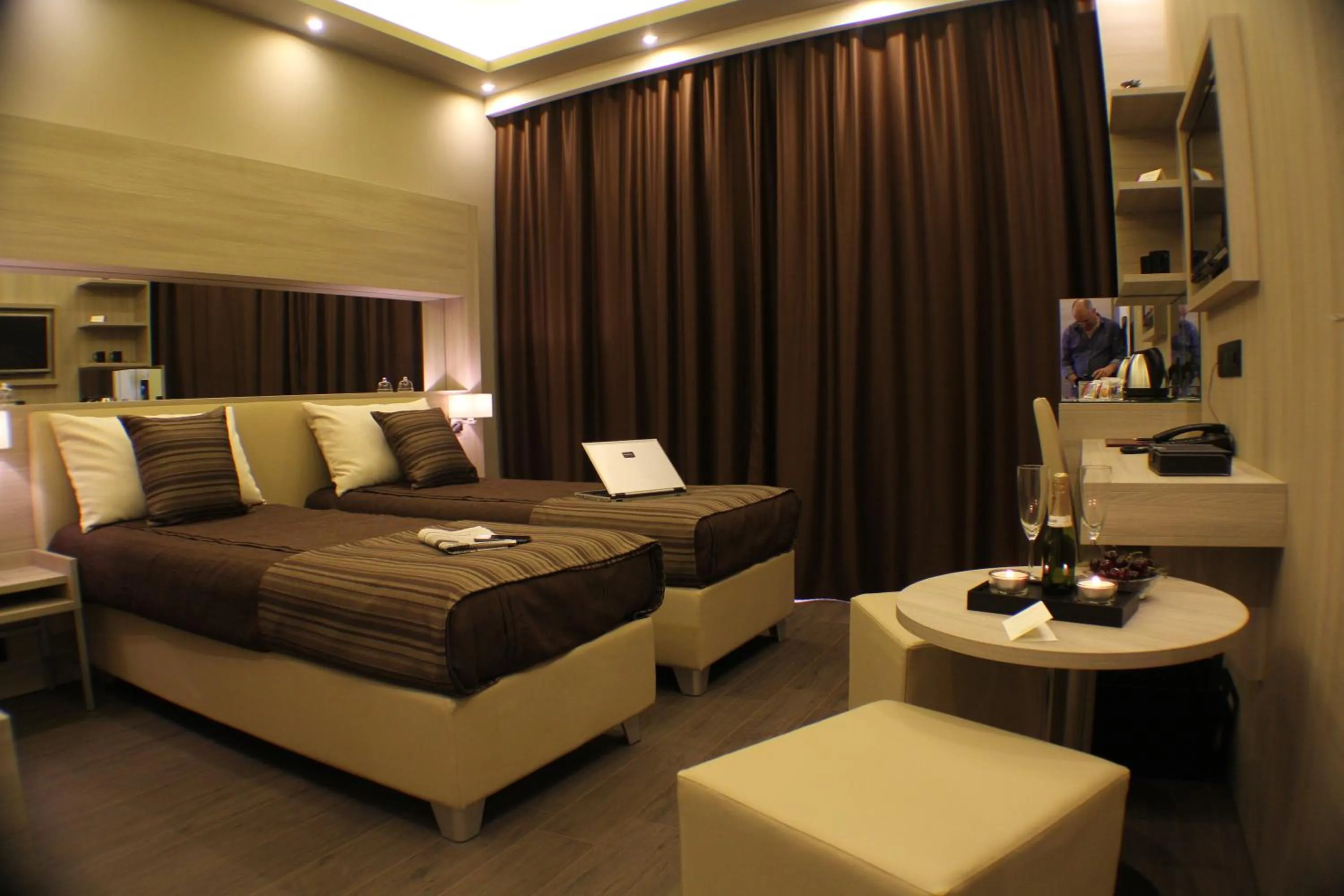 Bedroom in Hotel Trapani In