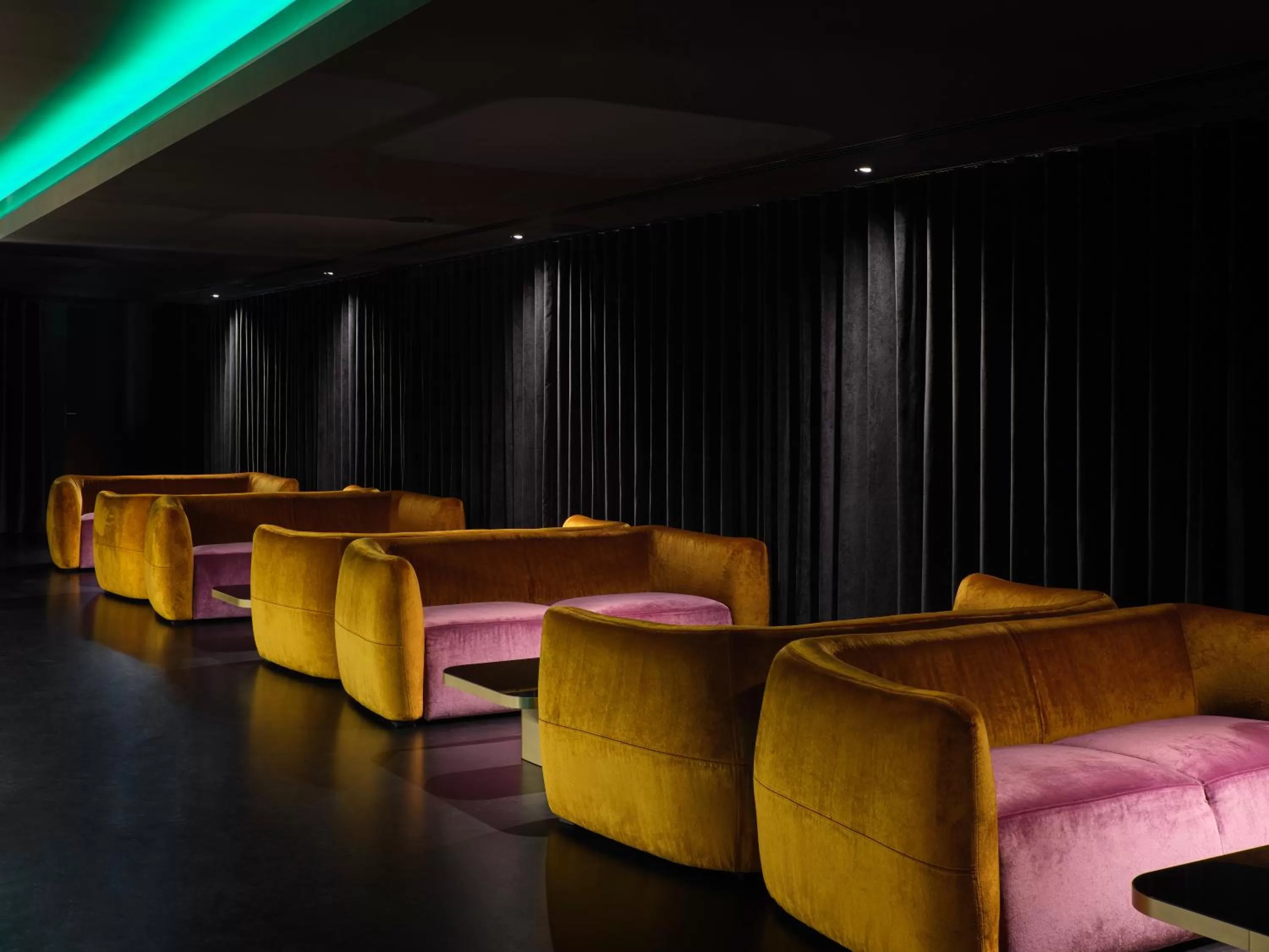 Night in Estrel Berlin