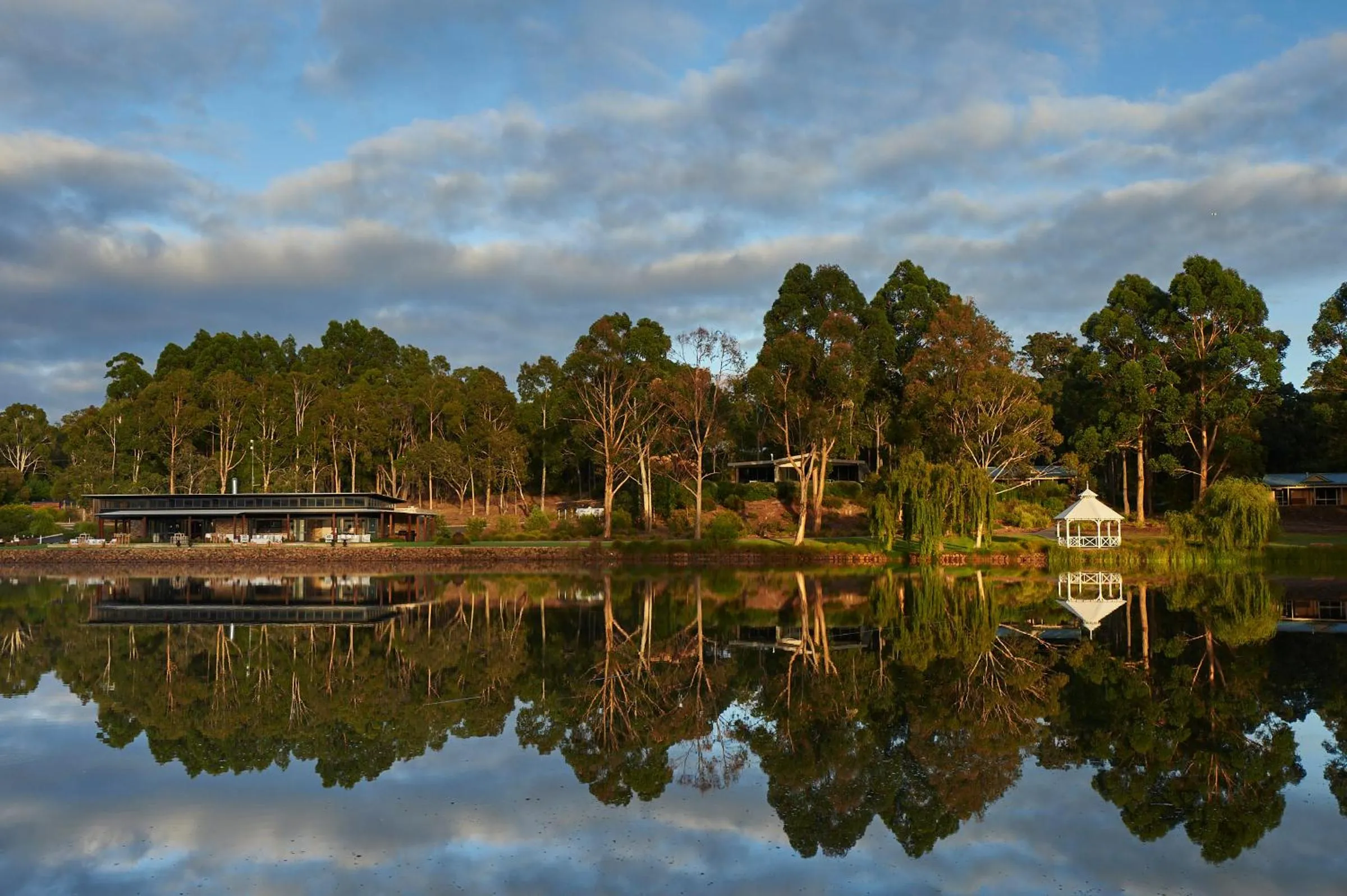 Natural landscape in Eight Willows Retreat