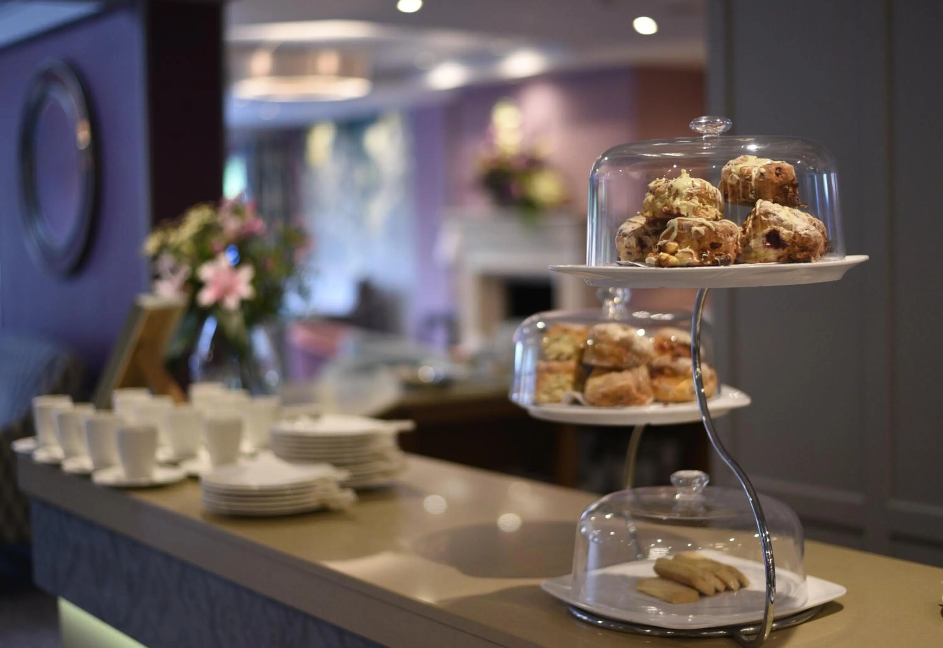 Restaurant/places to eat in The Lodge Hotel