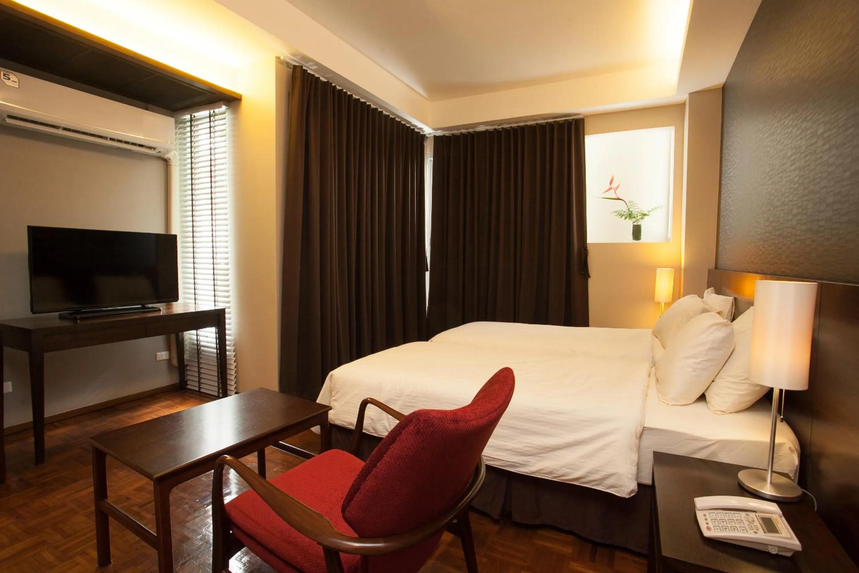 Other, Bed in Baansilom Soi 3