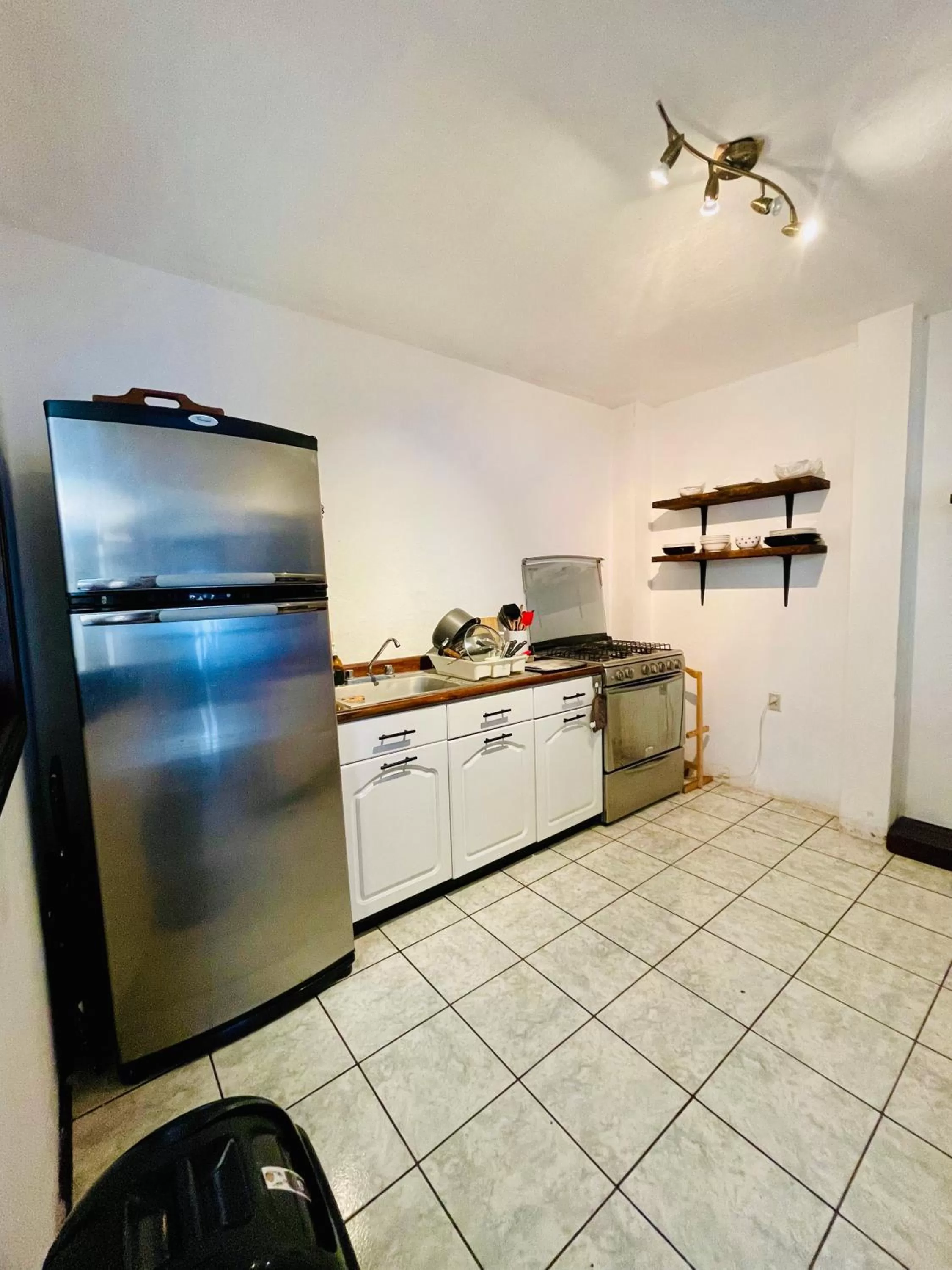 Communal kitchen in Casa ELA Candelaria