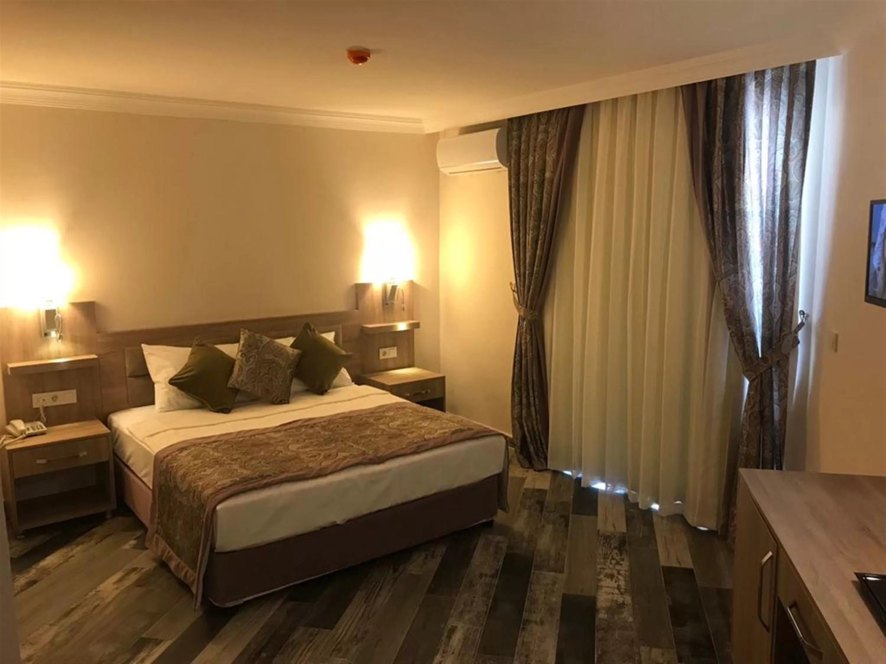 Bedroom, Bed in Arsi Enfi City Beach Hotel