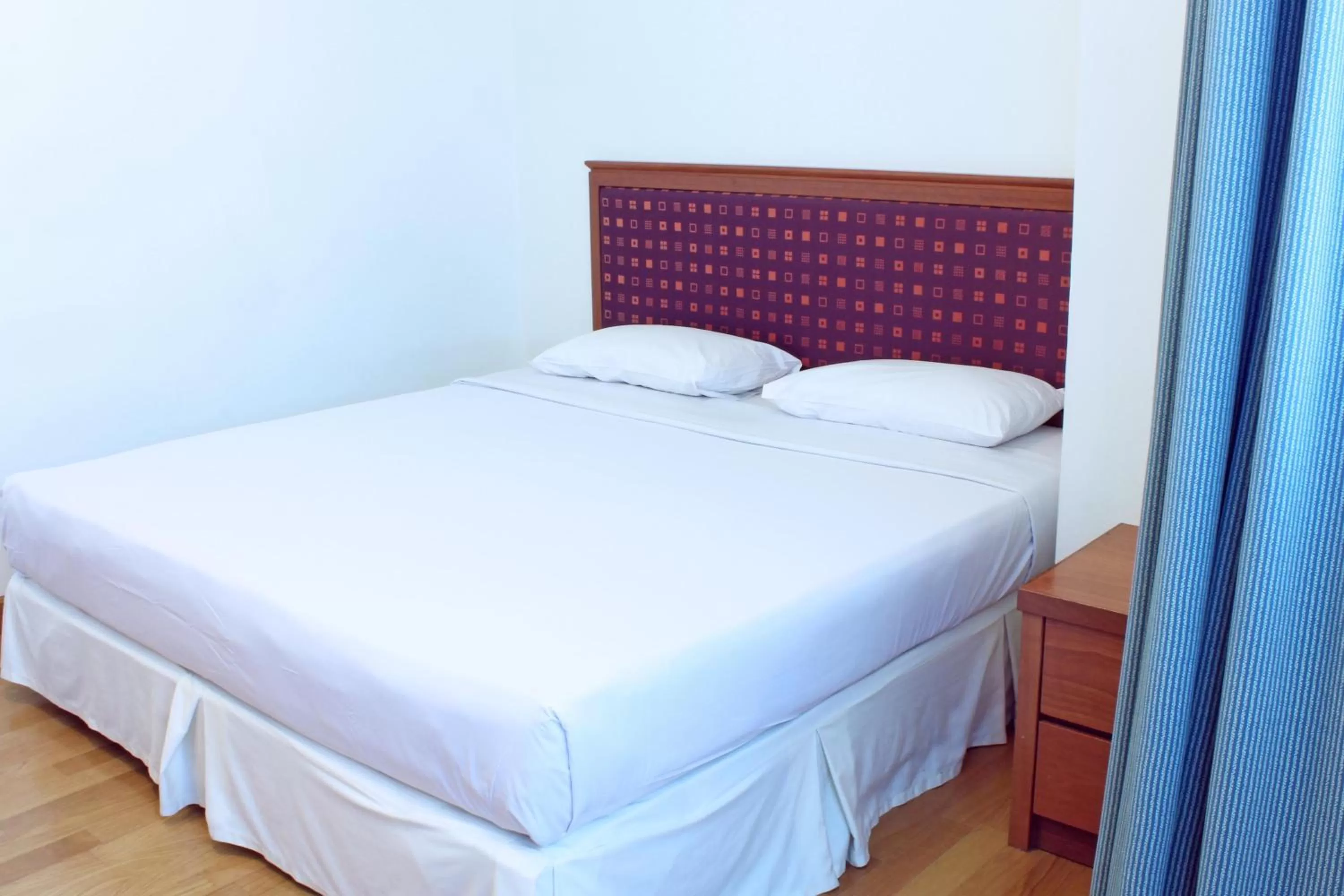 Bedroom, Bed in Imperial Hotel Miri