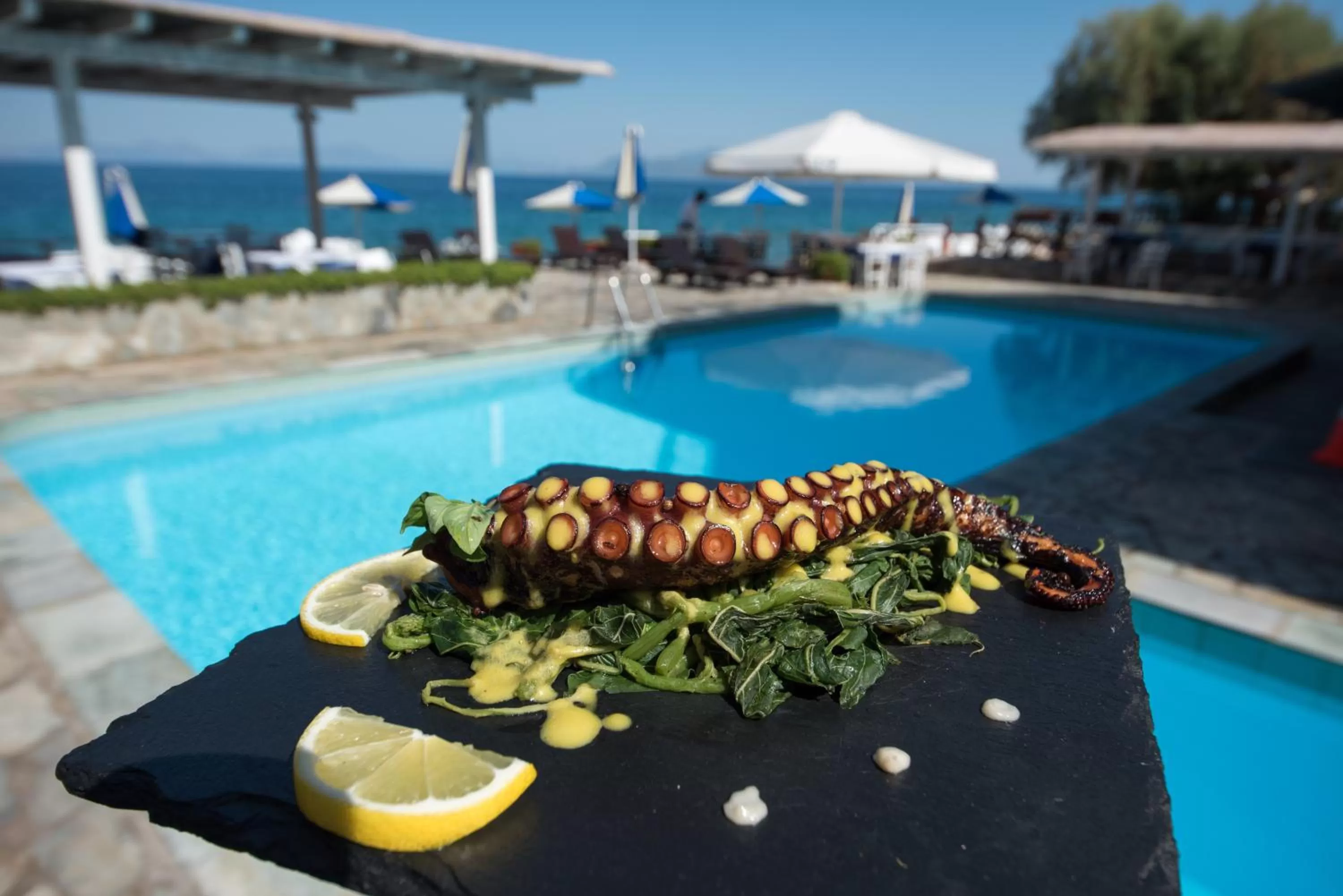 Restaurant/places to eat in Lido Hotel