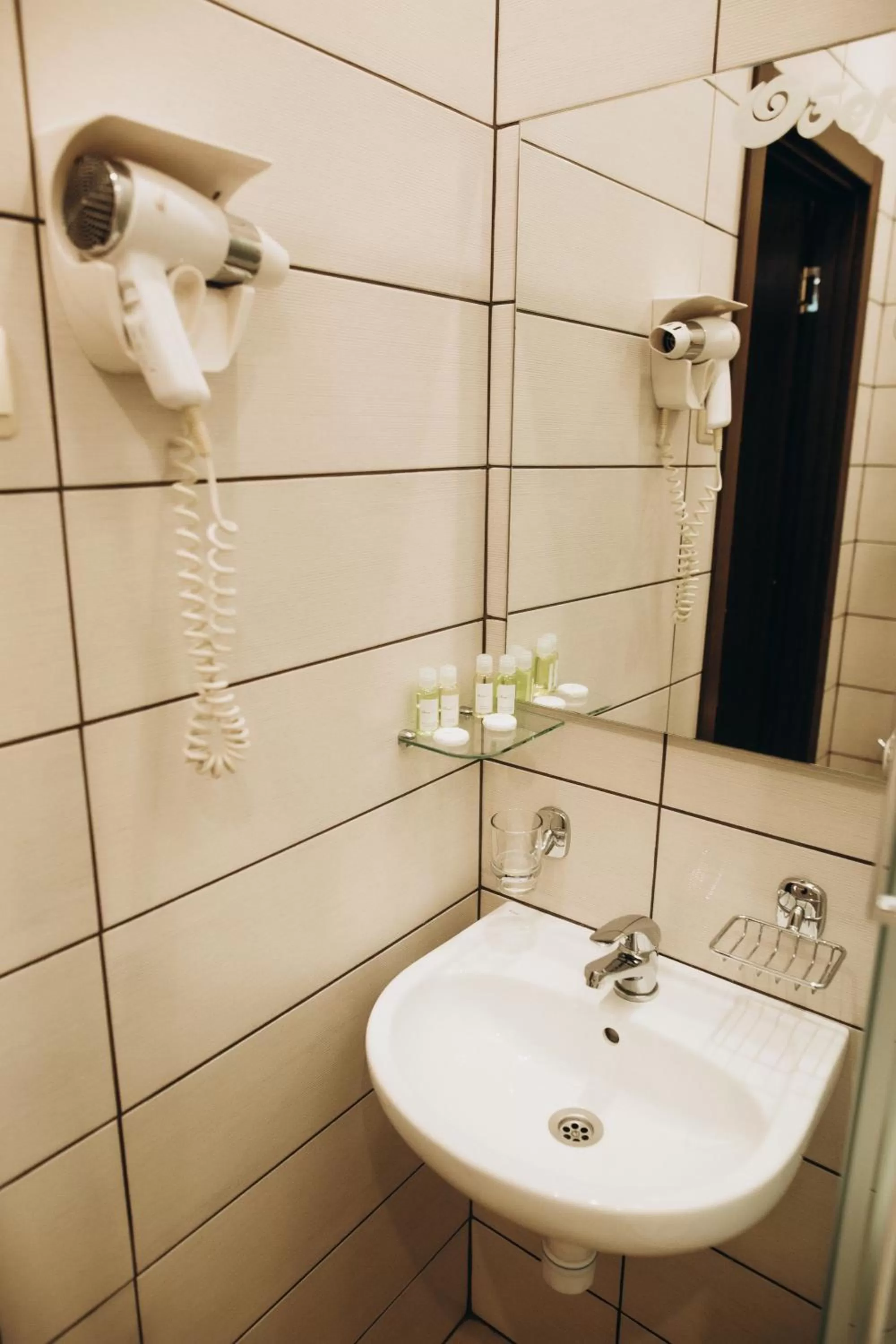 Bathroom in Oberig Hotel