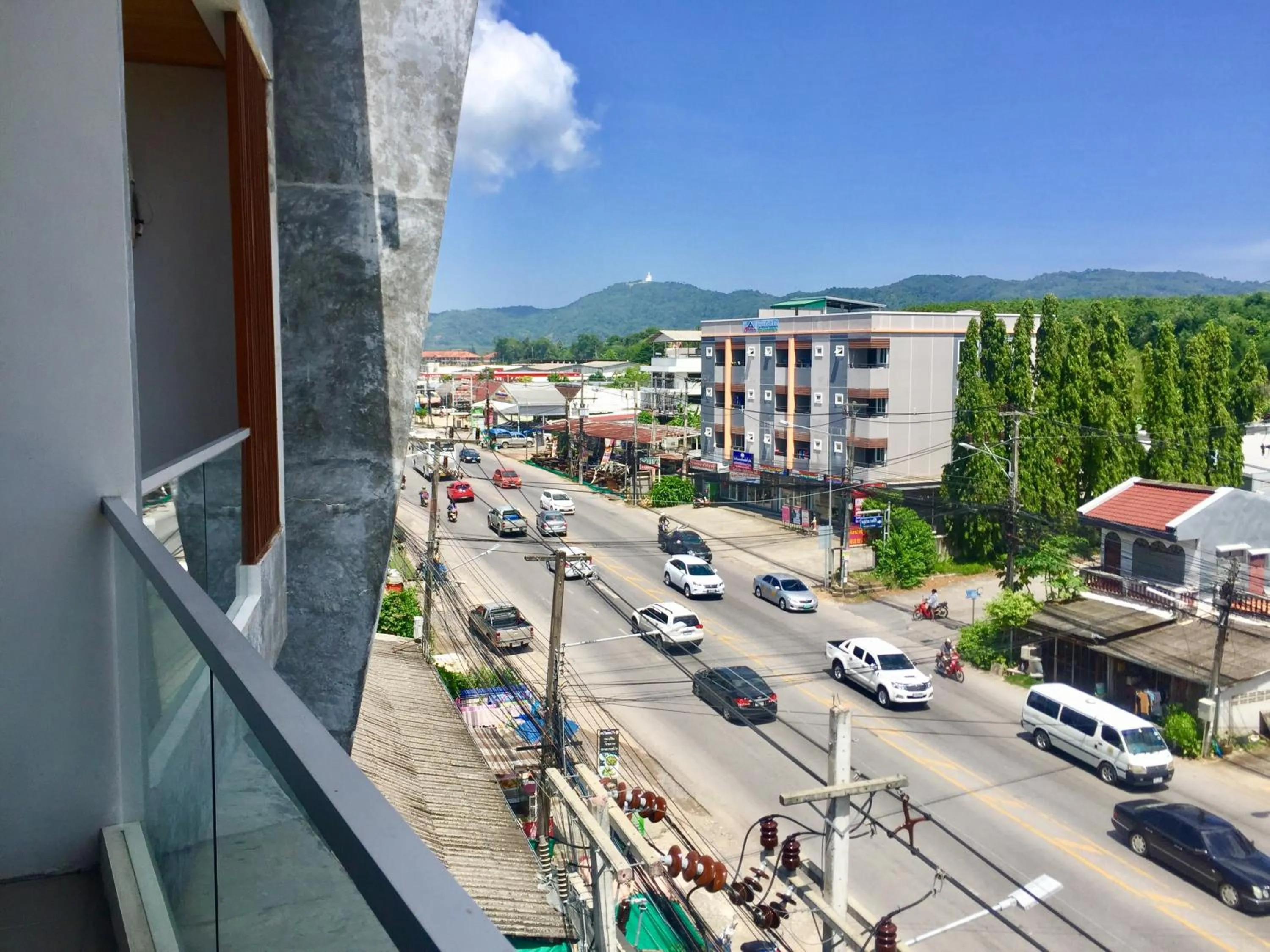 Lemonade Phuket Hotel -SHA Plus