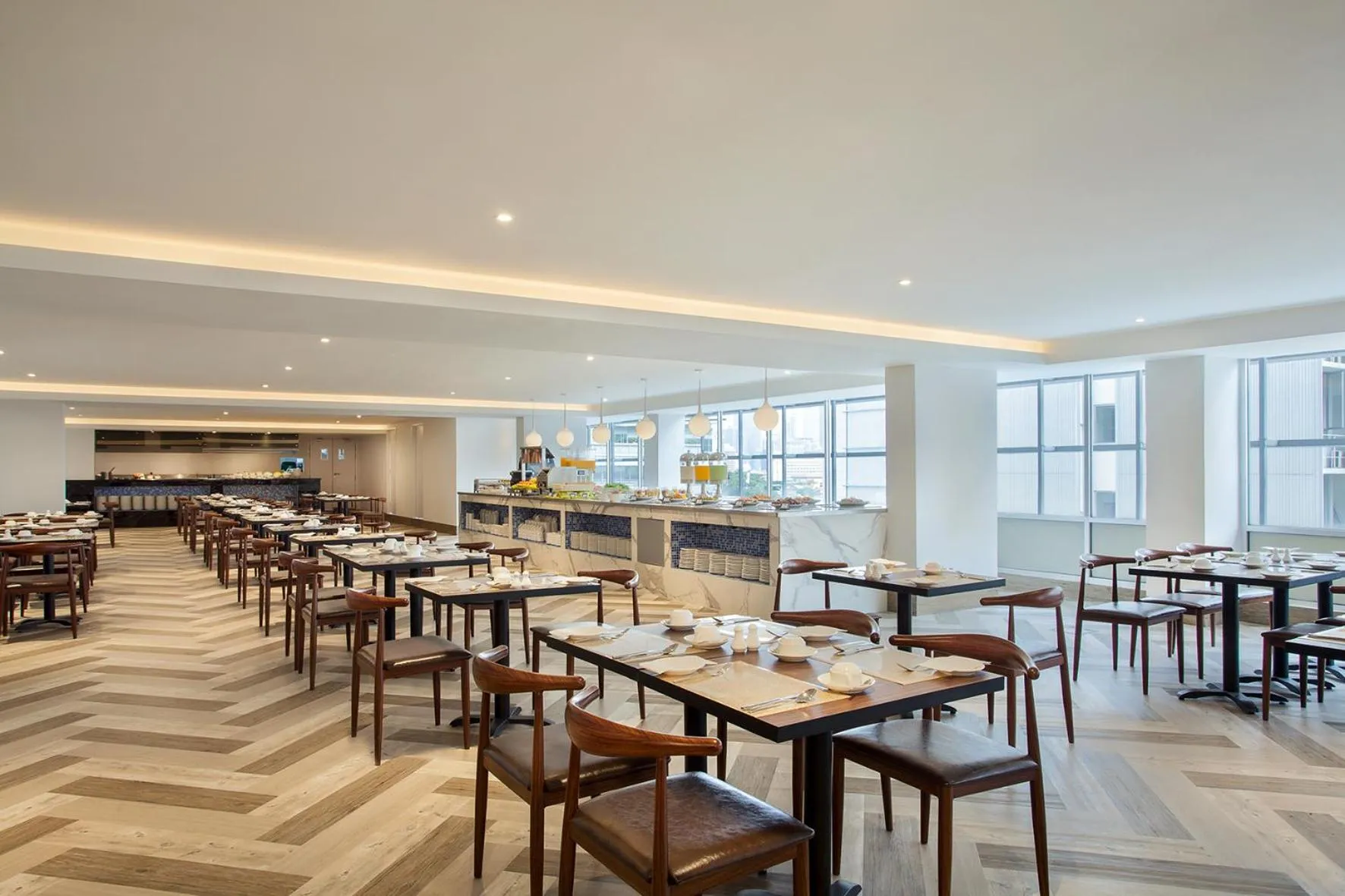 Restaurant/places to eat in Days Hotel & Suites by Wyndham KL - Chan Sow Lin MRT or LRT