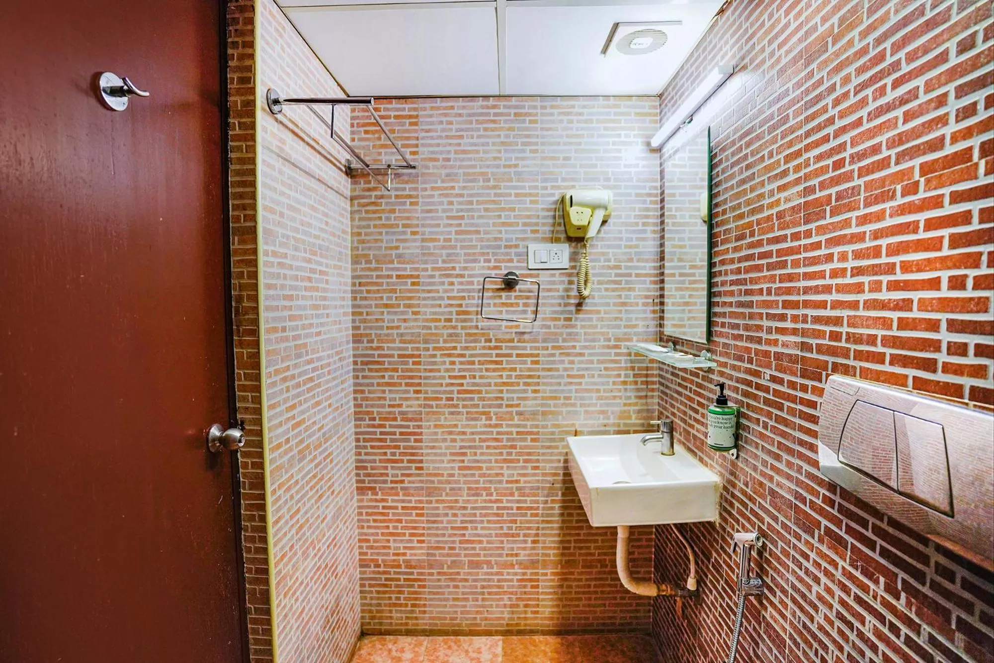 Bathroom in FabHotel Earth