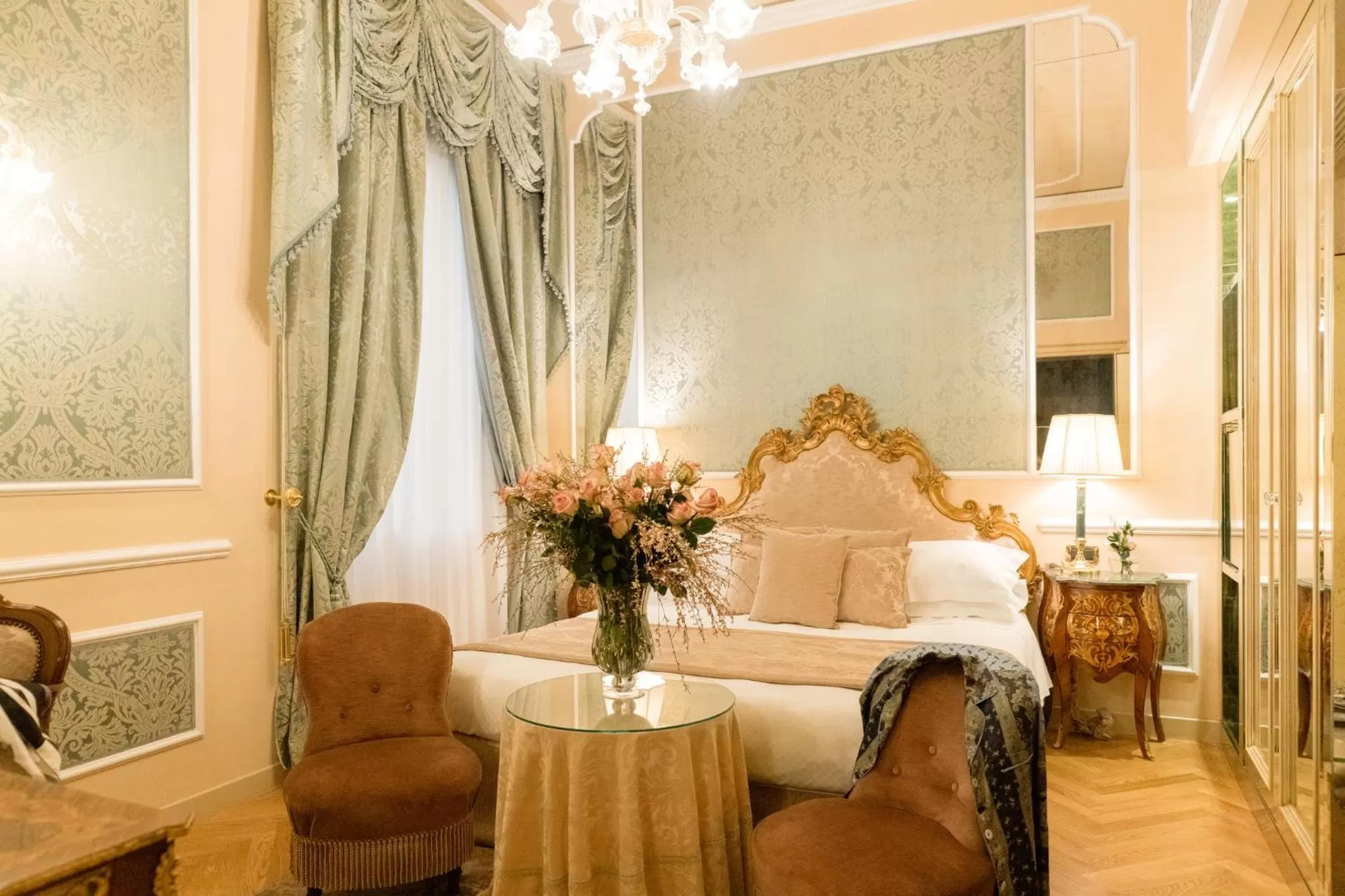 Photo of the whole room in Grand Hotel Majestic gia' Baglioni