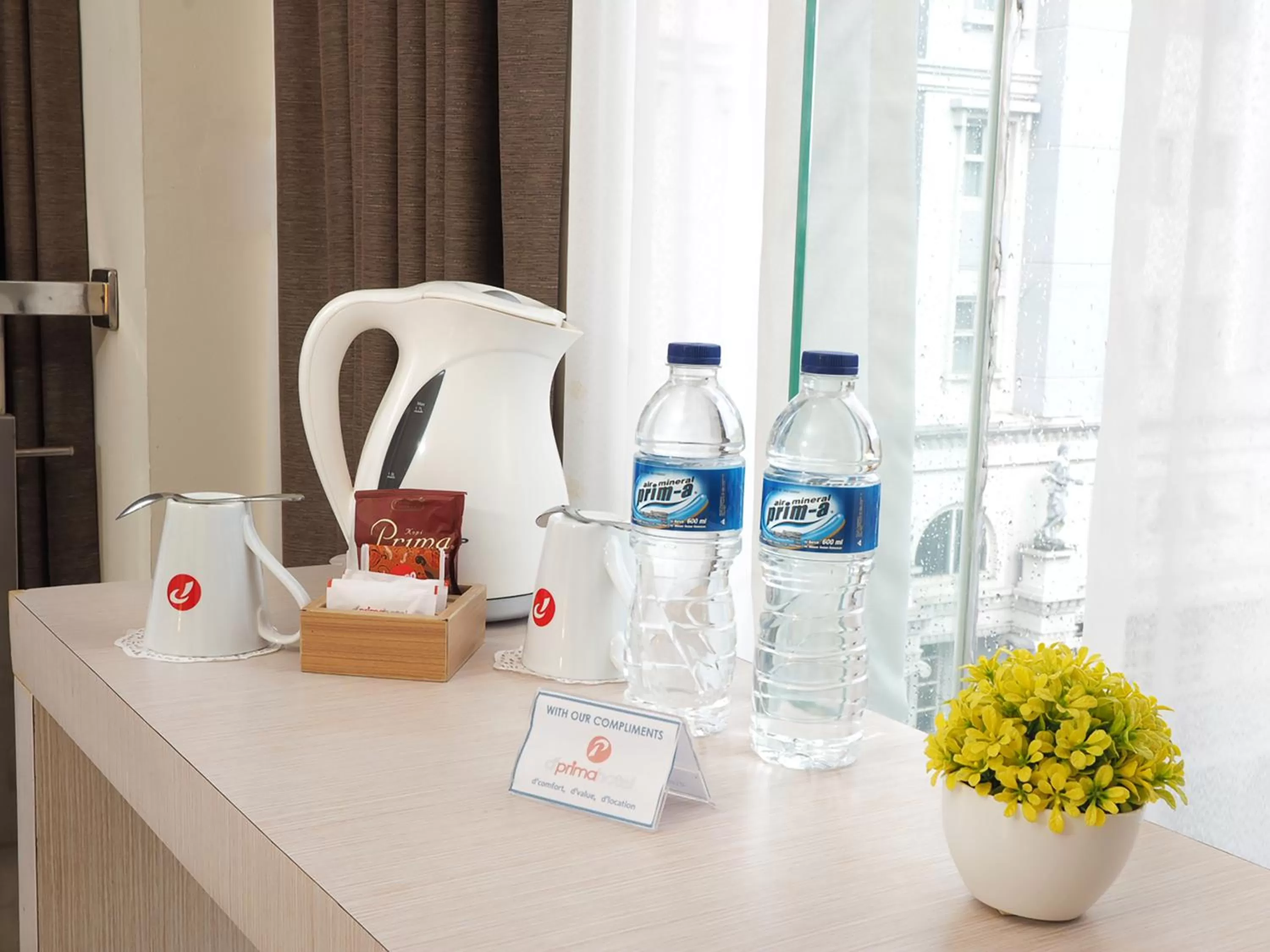 Coffee/tea facilities in d'primahotel Melawai - Blok M