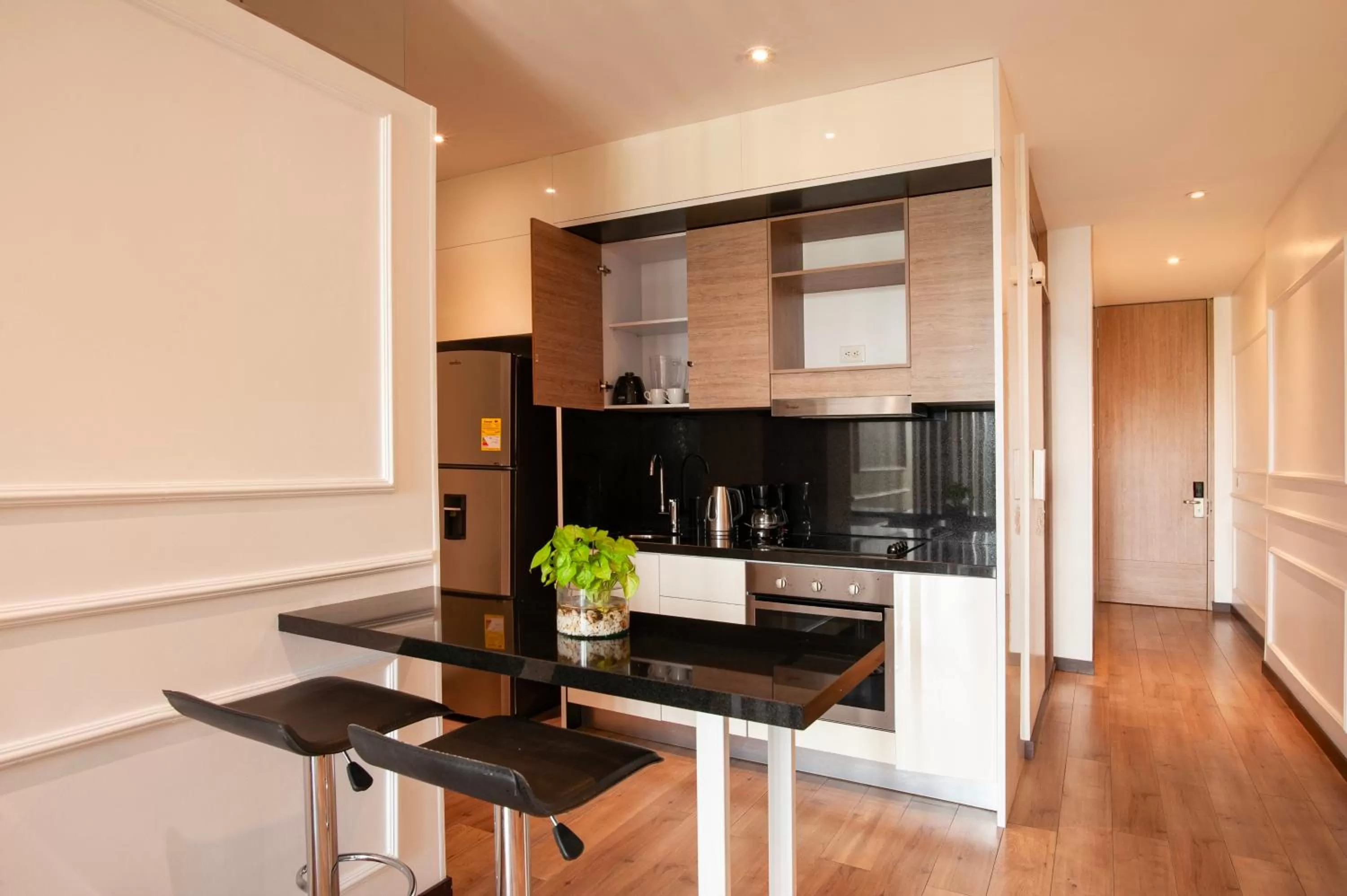 Kitchen or kitchenette in Hemma Bogotá Country Luxury Suites Hotel