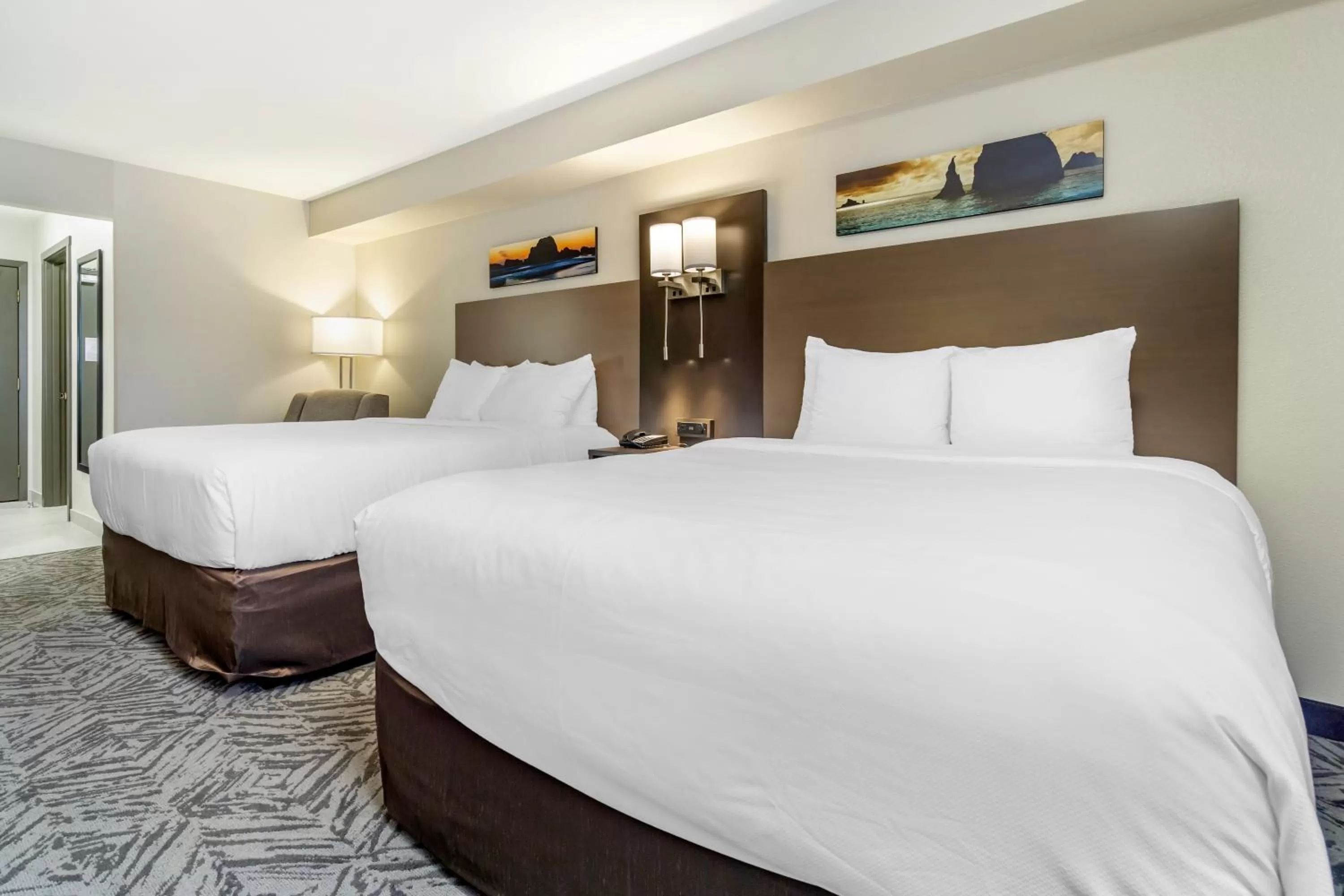 Bed in Comfort Inn & Suites Pacific - Auburn