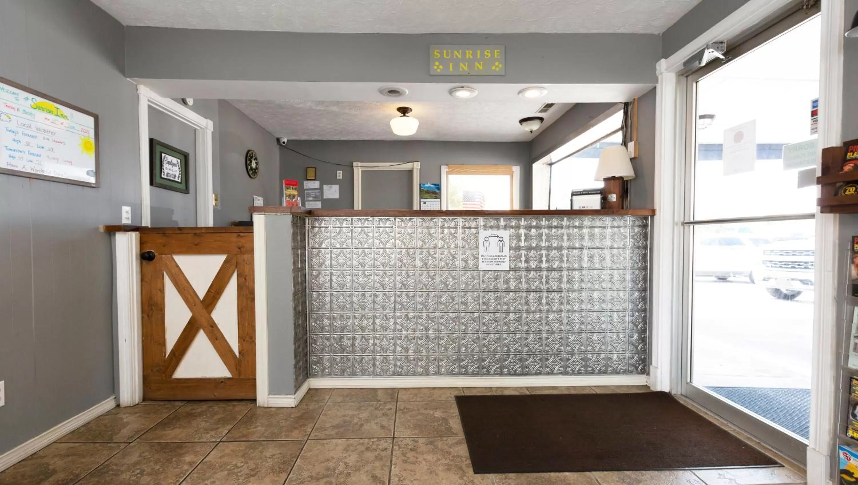 Lobby or reception in Sunrise Inn Williamstown