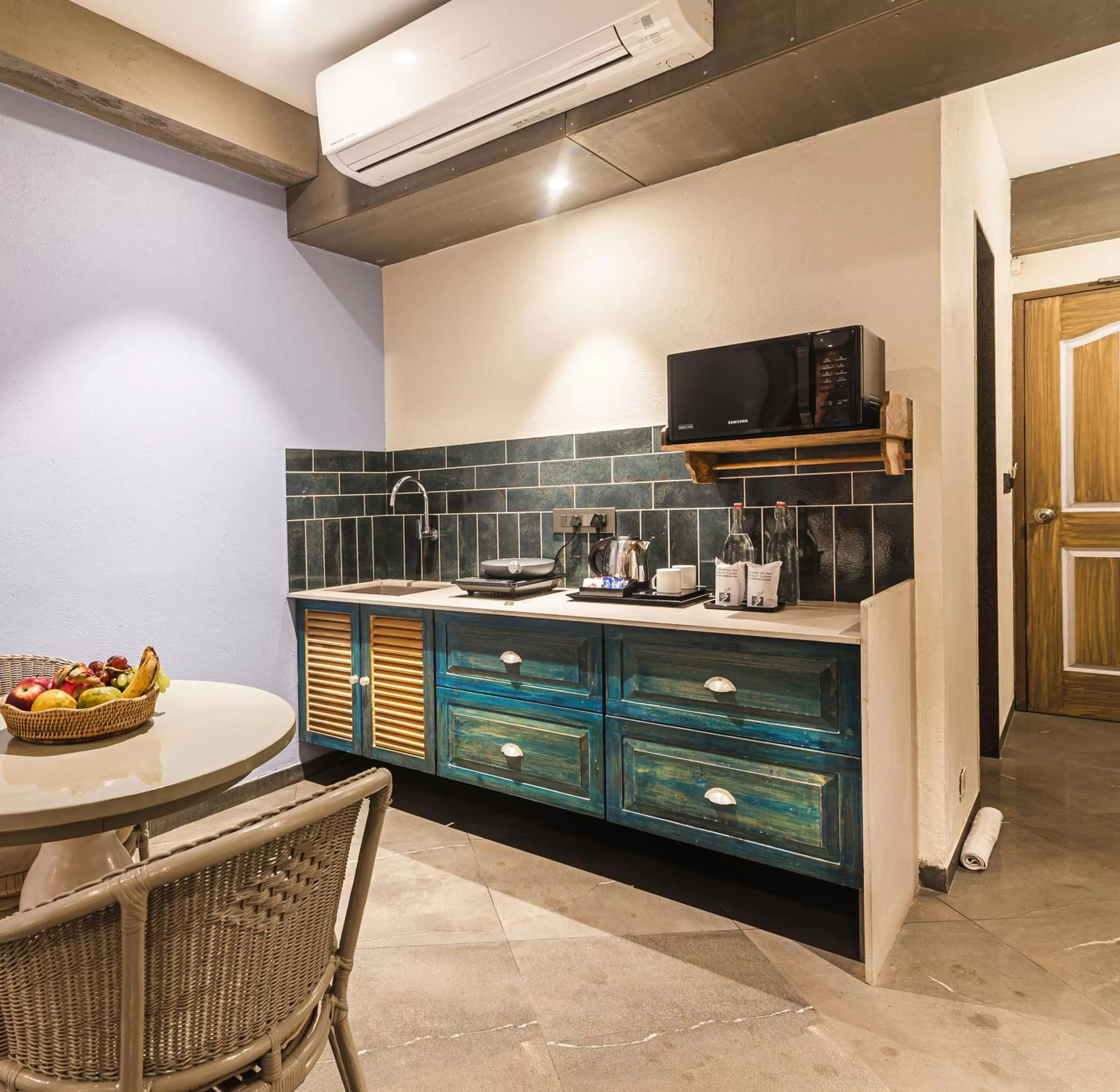 Kitchen or kitchenette in Bougainvilla Apartment