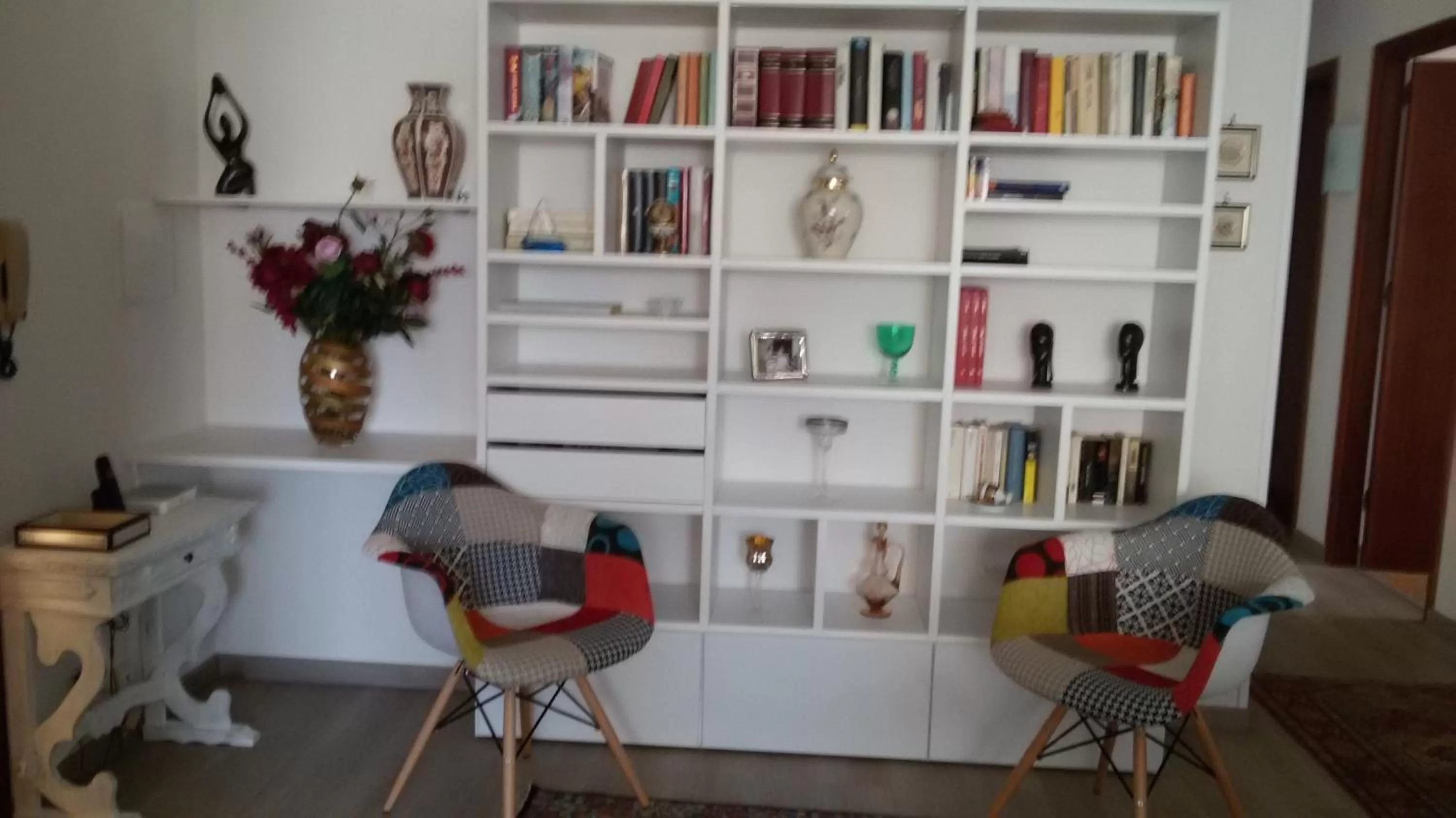 Library in B&B Fontanelle