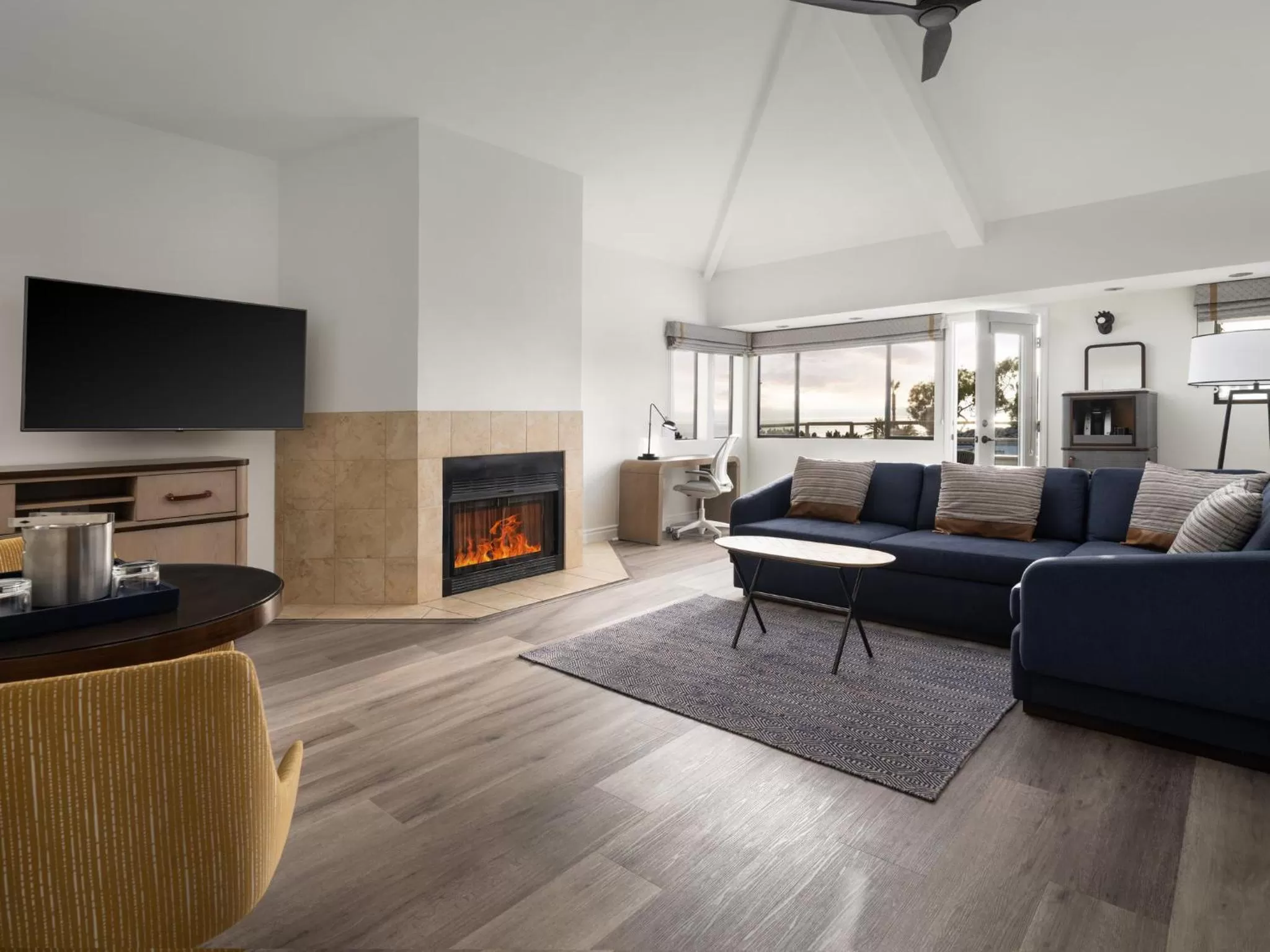 Photo of the whole room in Hotel Indigo San Diego Del Mar by IHG