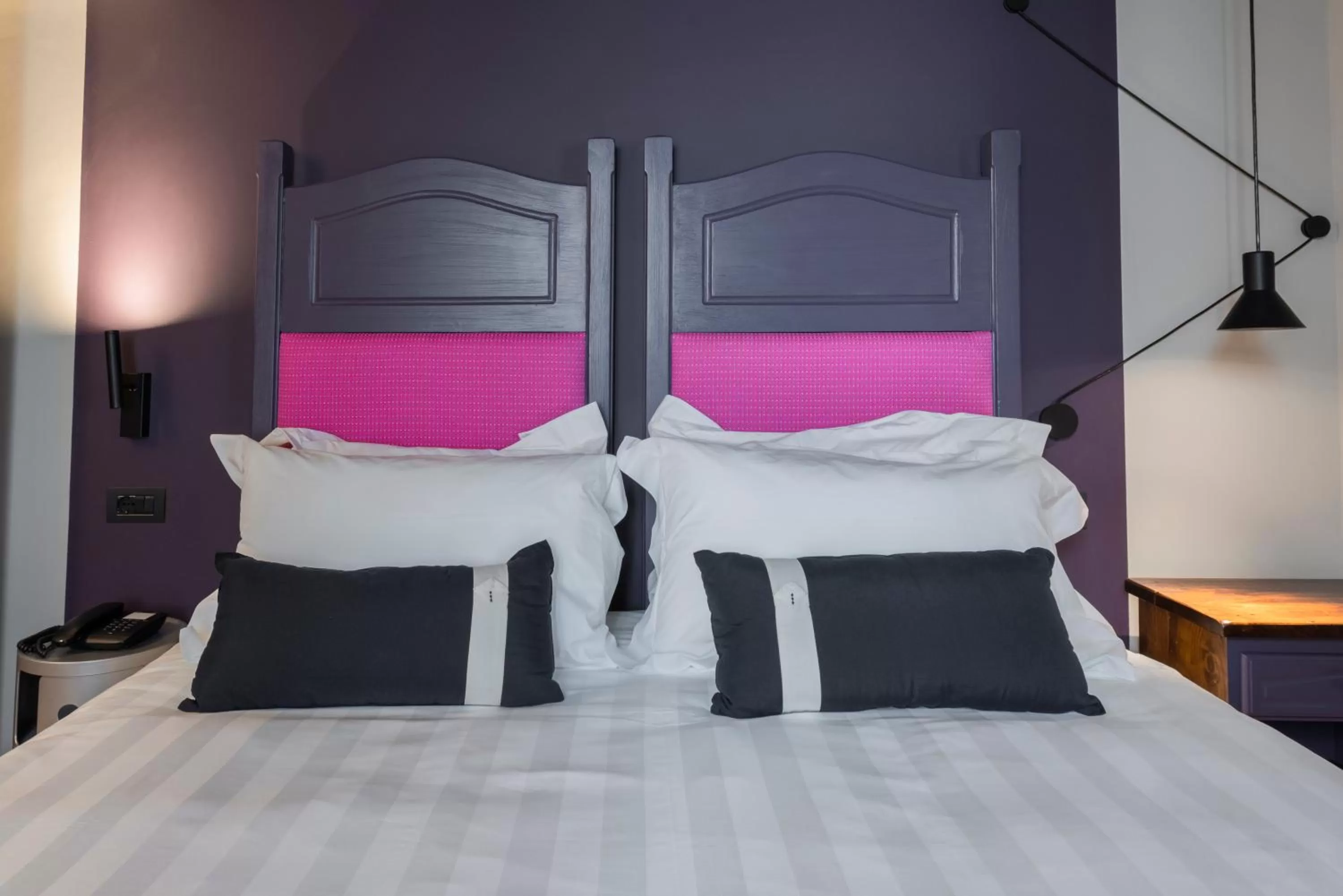 Bed in Hotel Priori Secret Garden