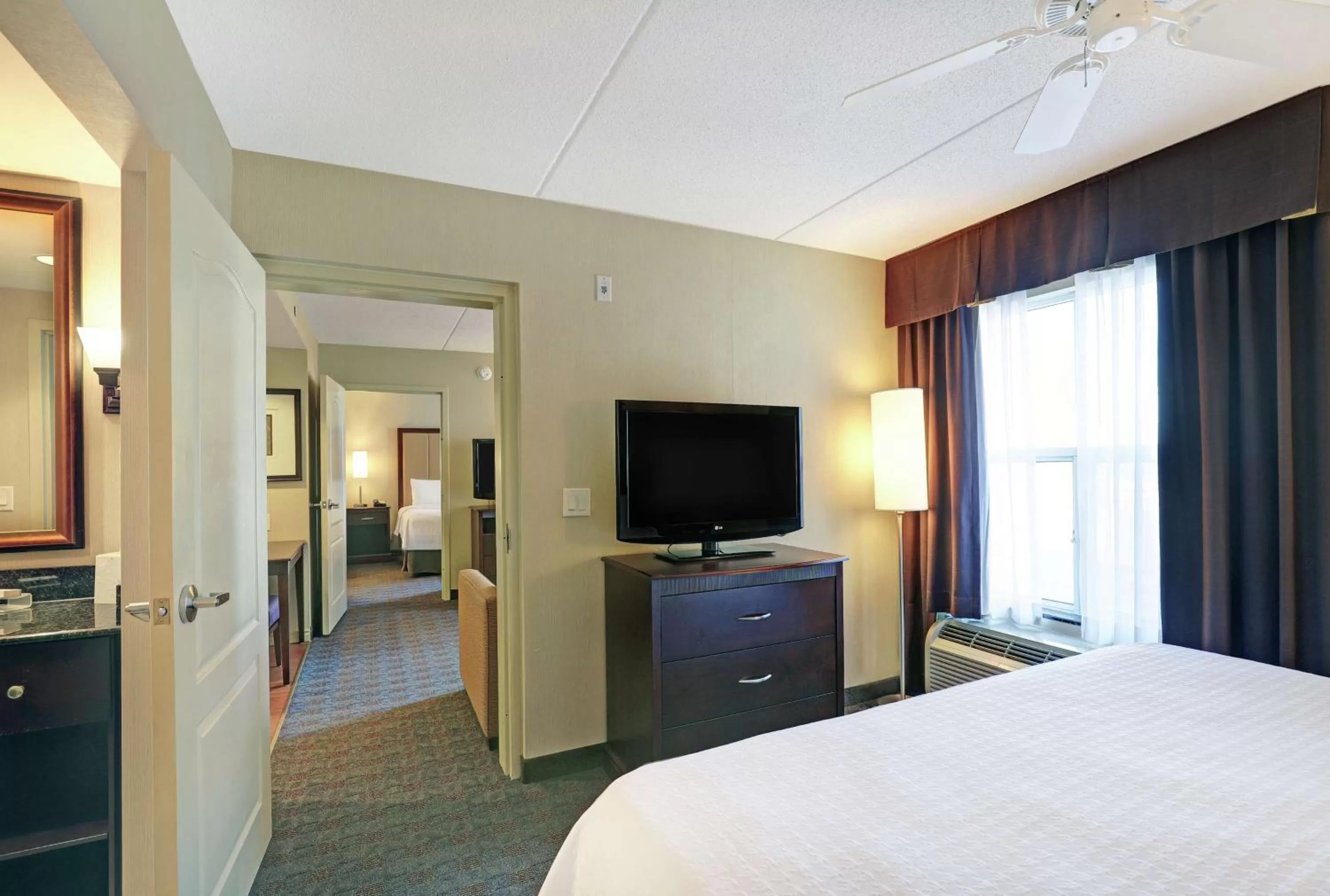Bedroom, Bed in Homewood Suites by Hilton Cambridge-Waterloo, Ontario