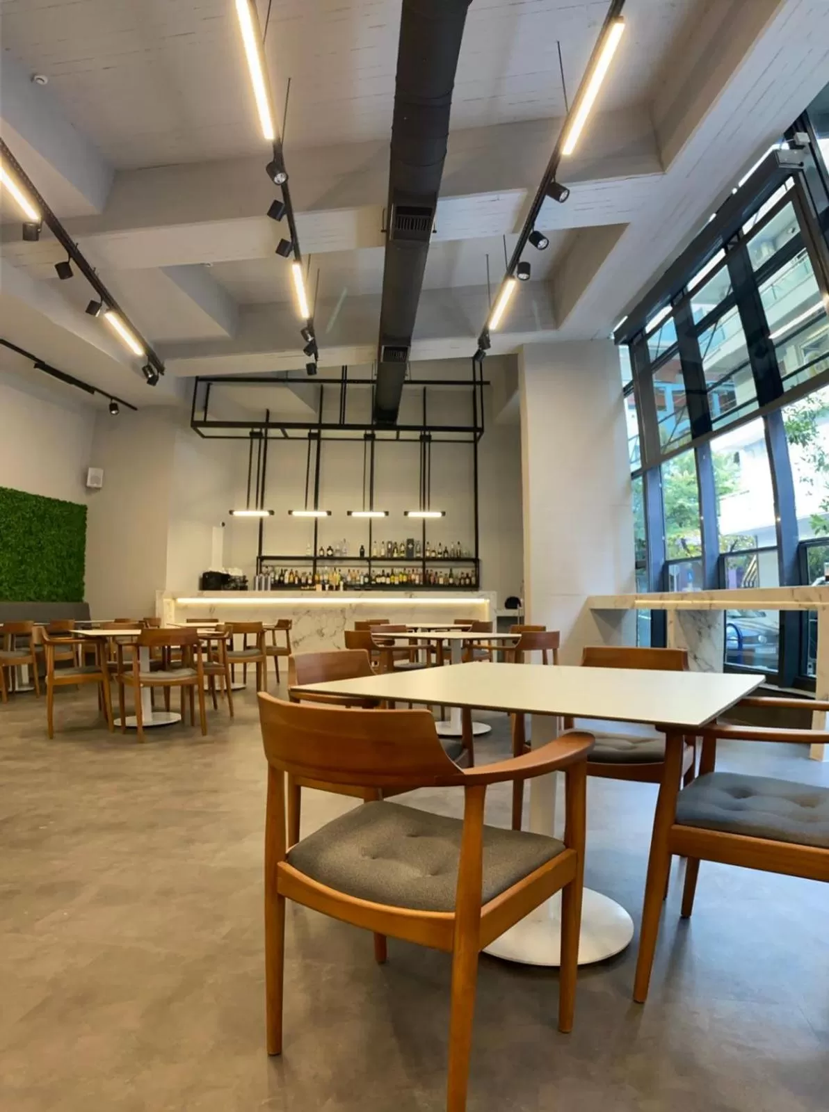 Restaurant/places to eat in Dionisos Hotel