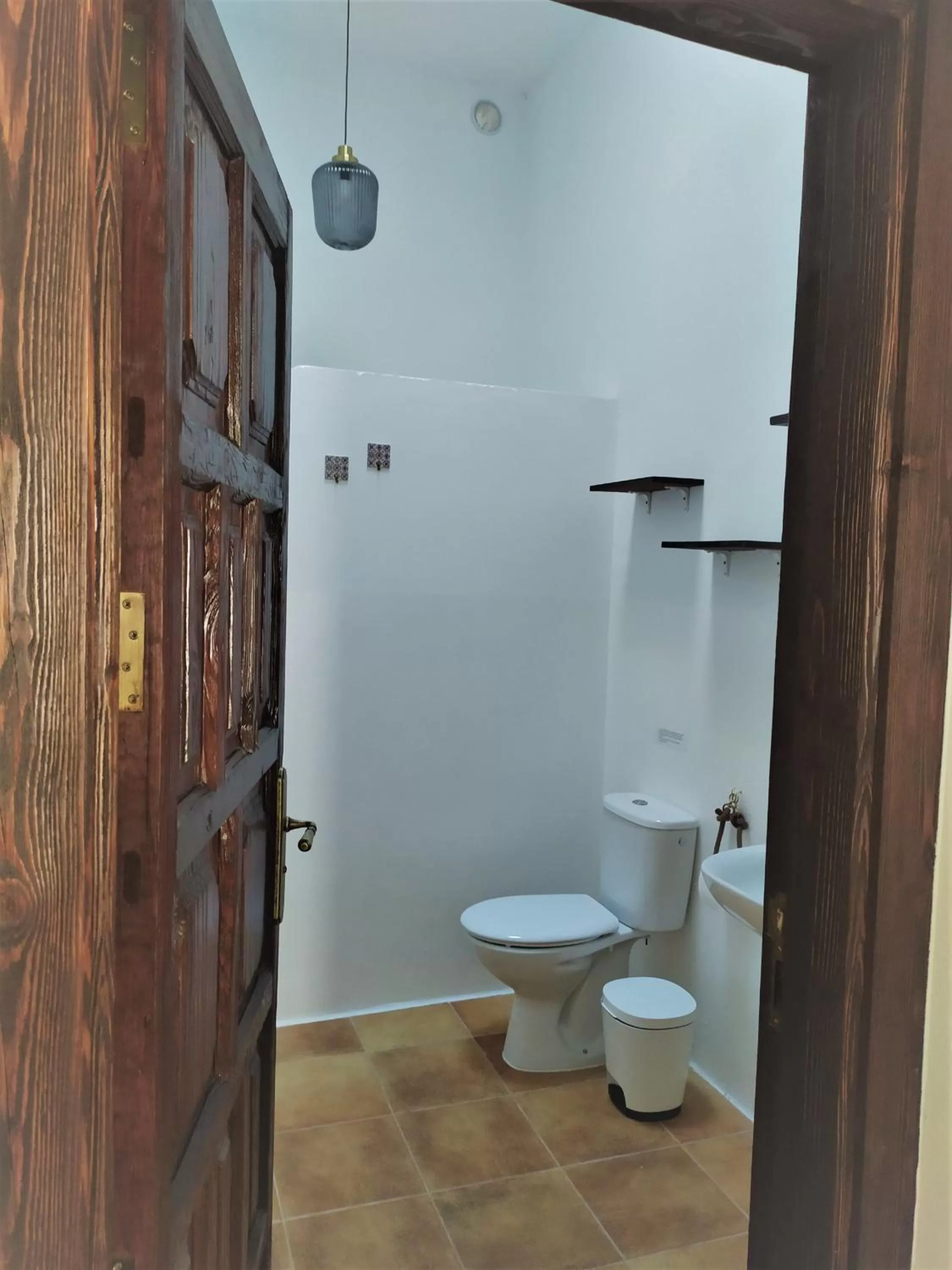 Toilet in Casa Mocan