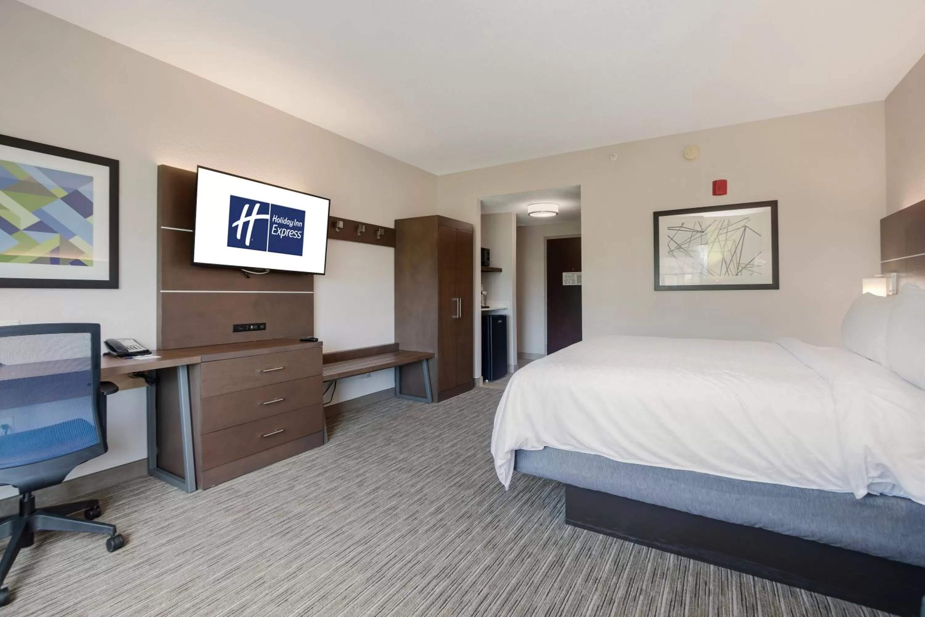 Photo of the whole room, Bed in Holiday Inn Express Hotel & Suites Orlando - Apopka, an IHG Hotel