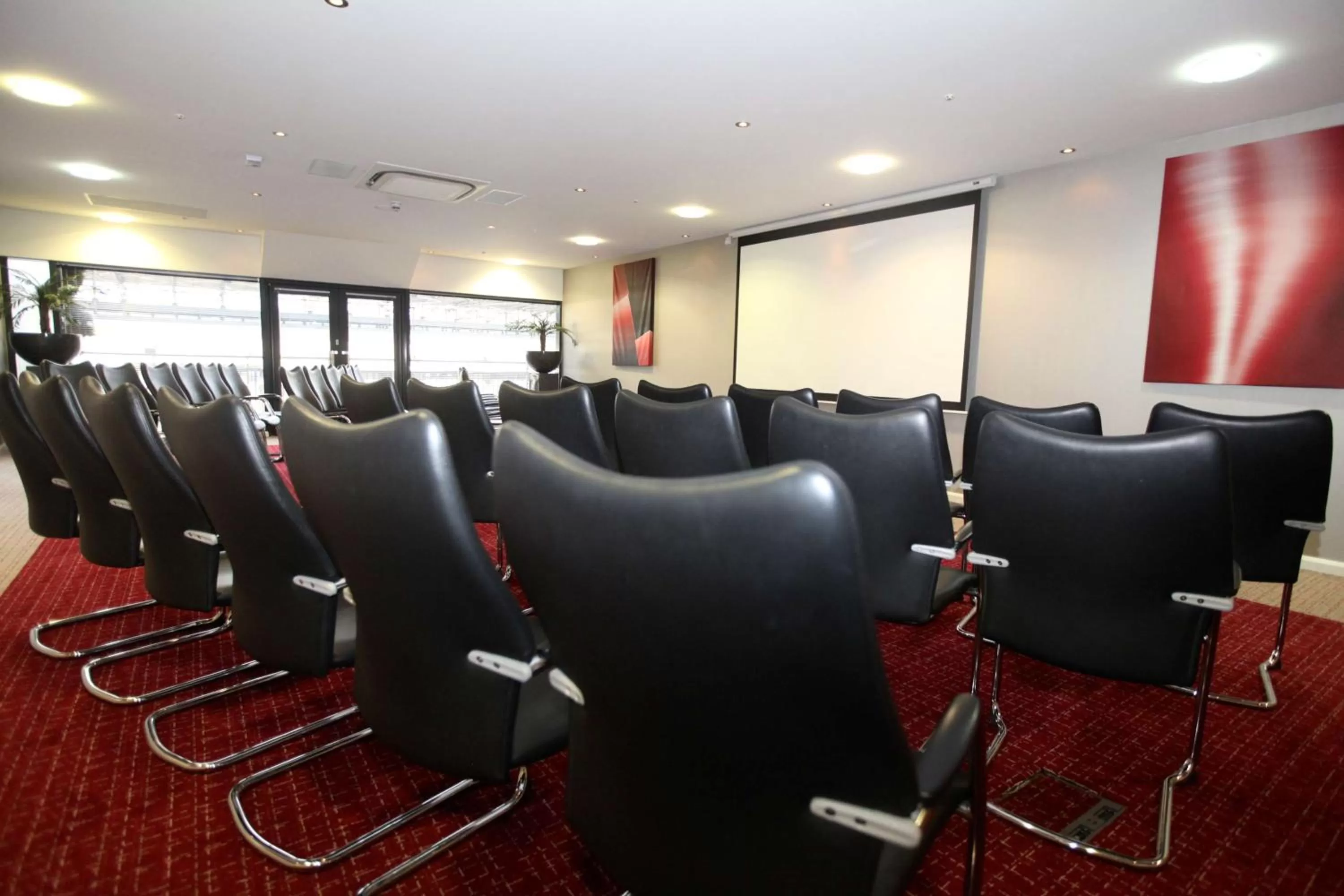 Meeting/conference room in DoubleTree By Hilton Milton Keynes
