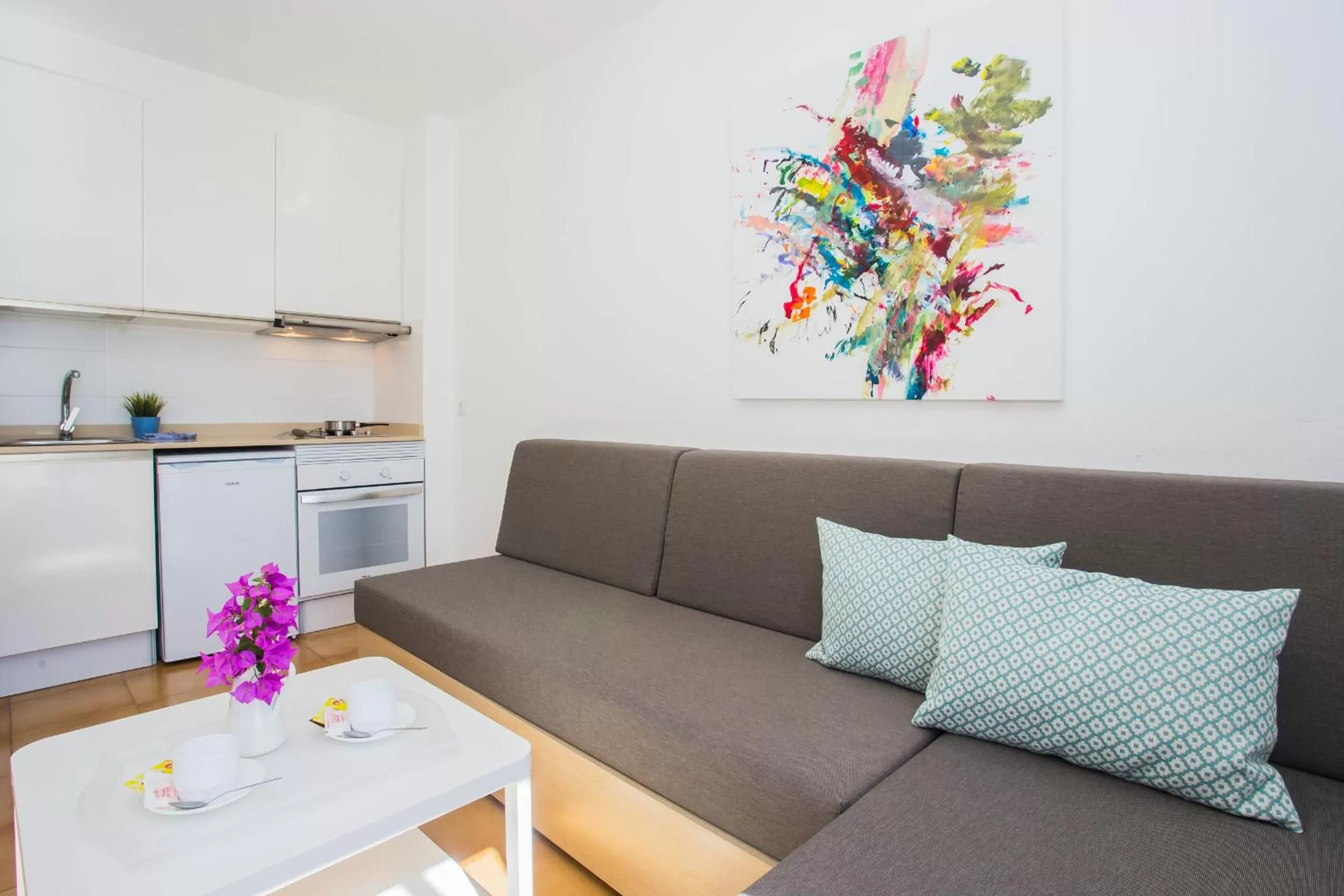 Decorative detail in Los Tulipanes