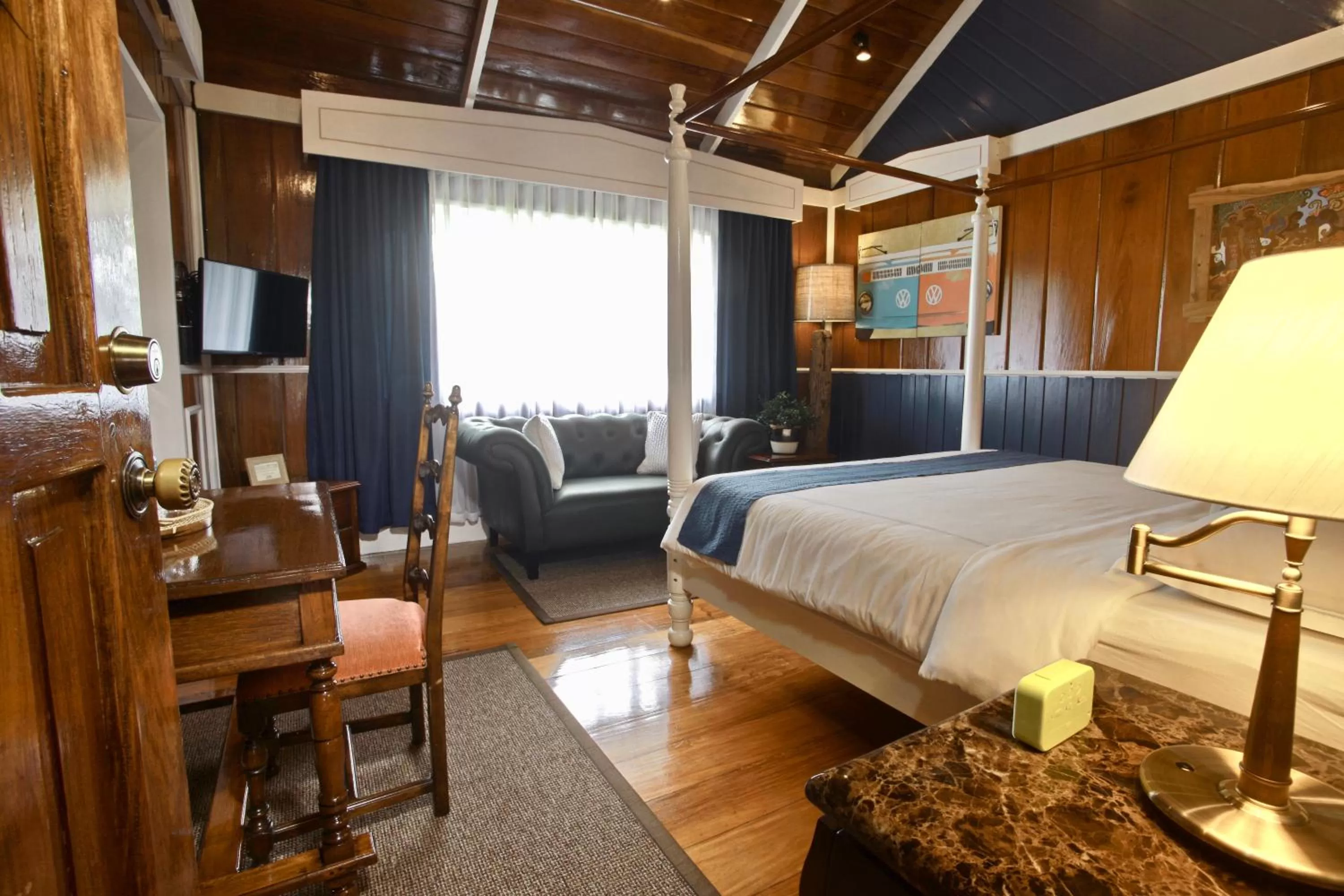 Bedroom in Guesthaven Baguio Bed and Breakfast