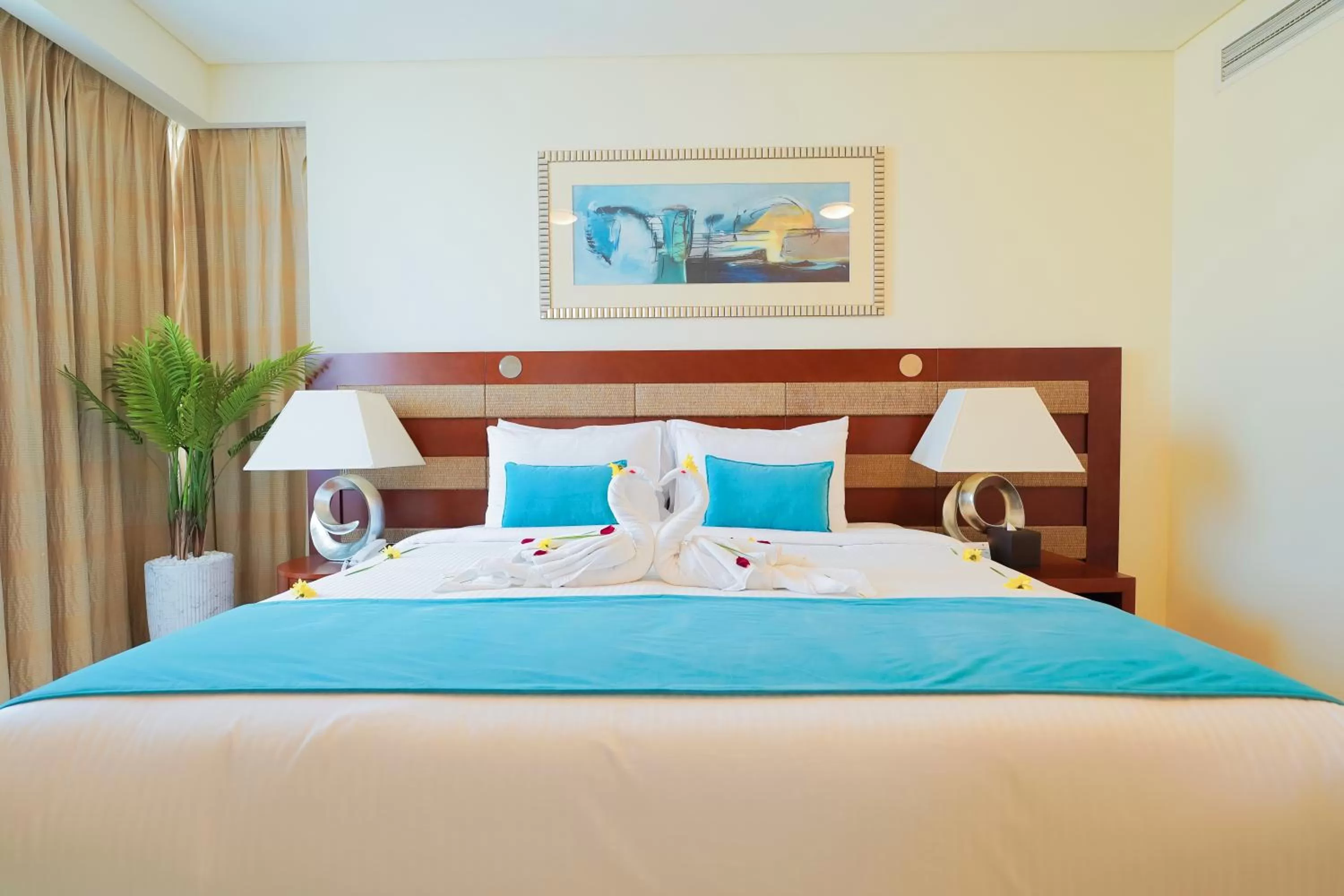 Bed in Blue Beach Tower The Walk JBR