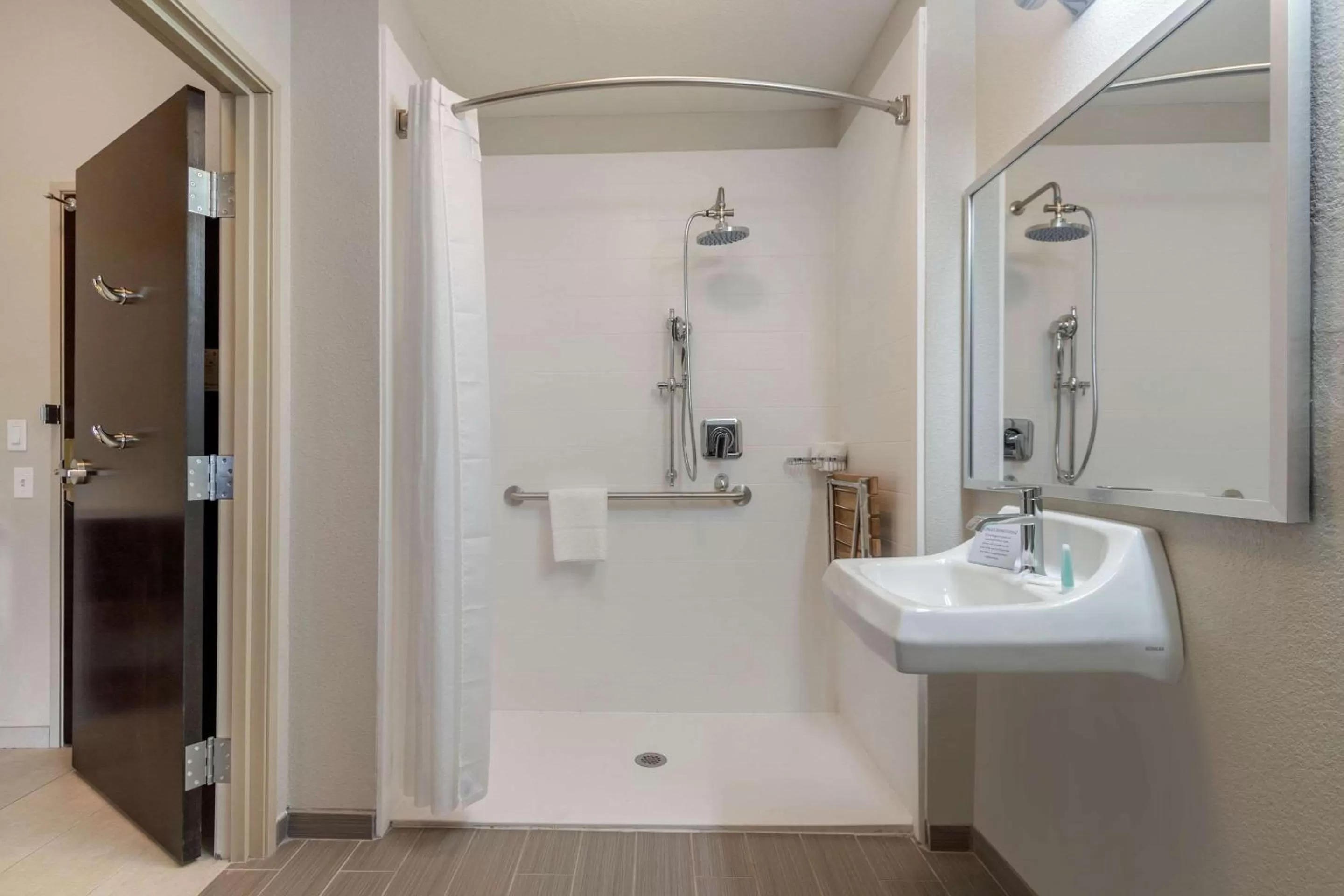 Bathroom in MainStay Suites Bricktown - near Medical Center