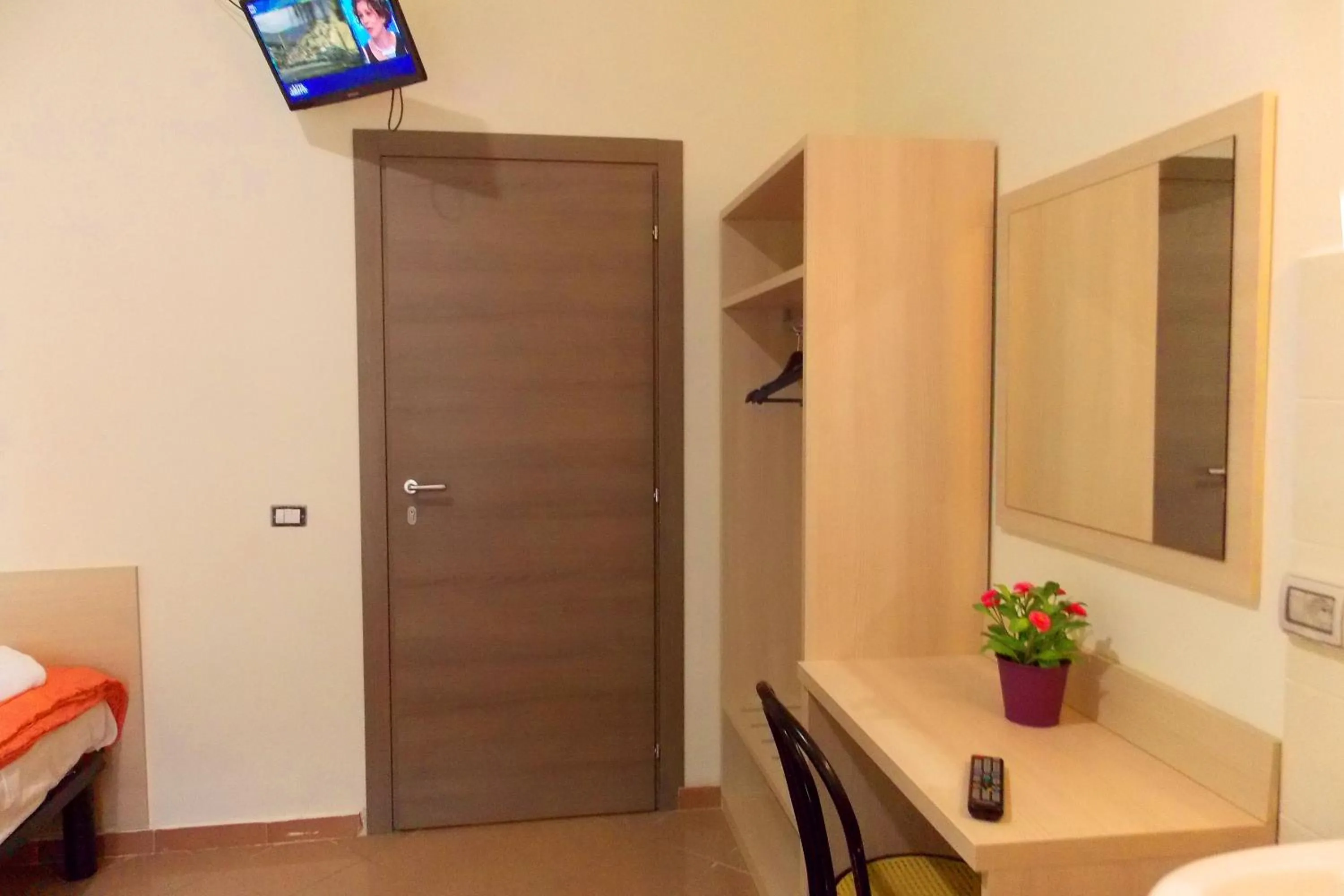 Bedroom in Hotel Midtown Milano