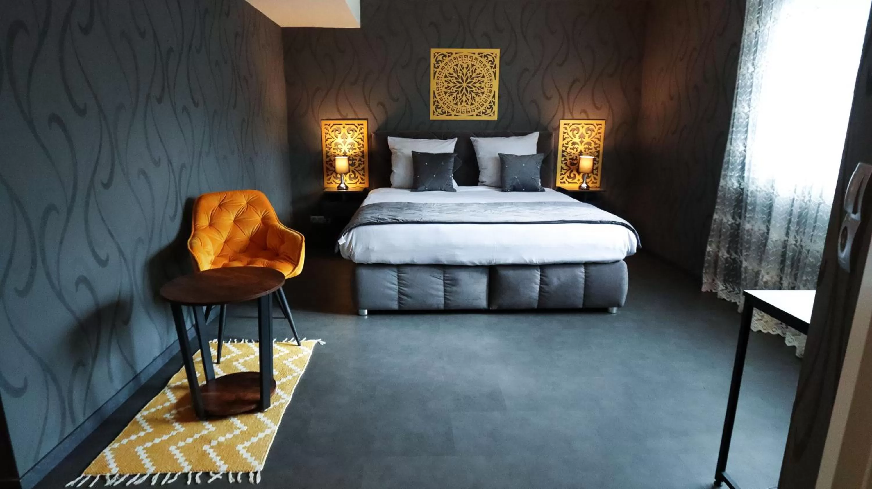 Photo of the whole room, Bed in DUA Hotel