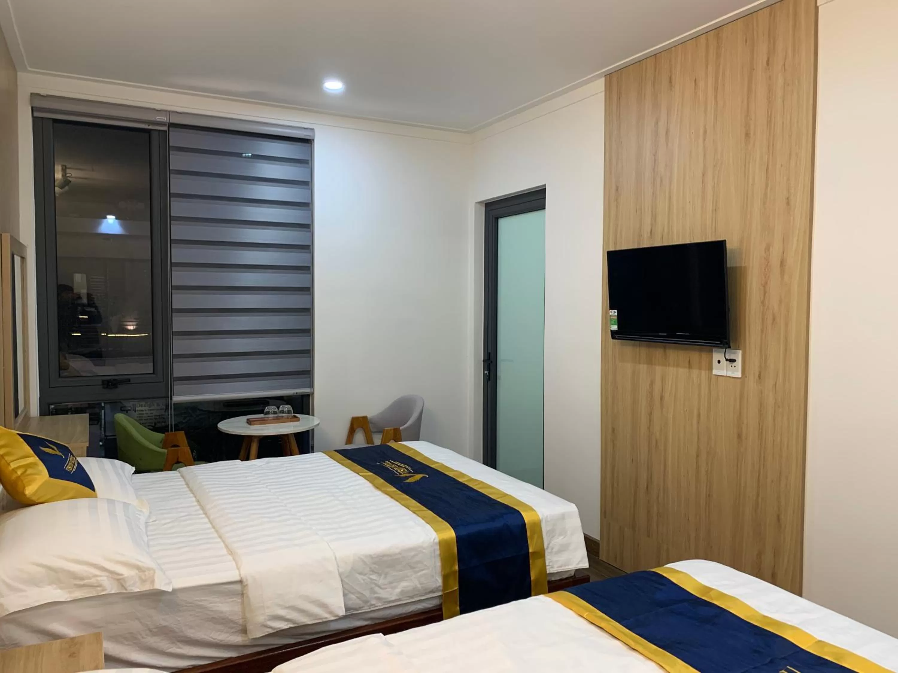 TV and multimedia, Bed in VISION HOTEL