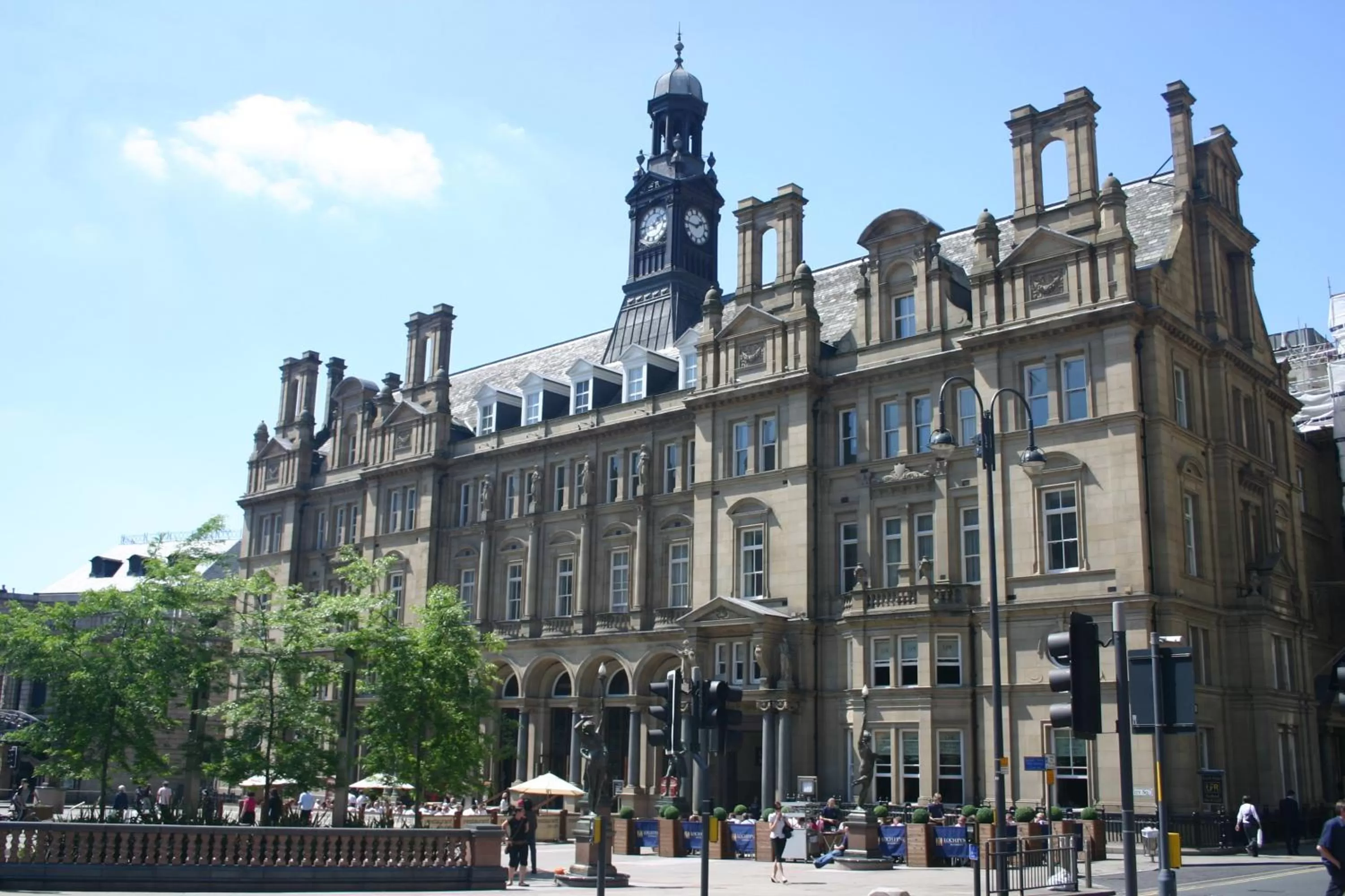 Facade/entrance in Quebecs Luxury Aparthotel
