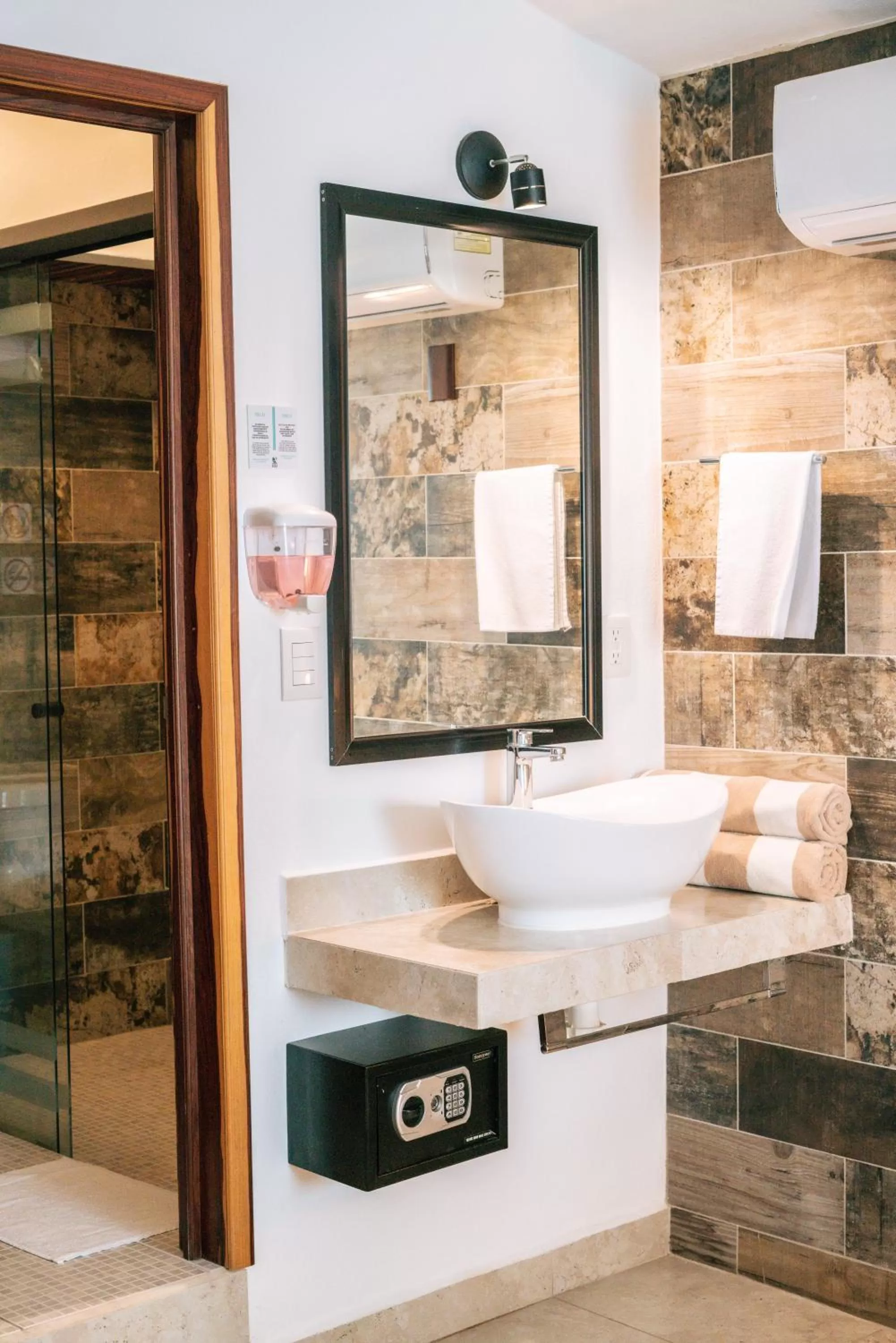 Bathroom in Hotel Aldea 19 Bacalar