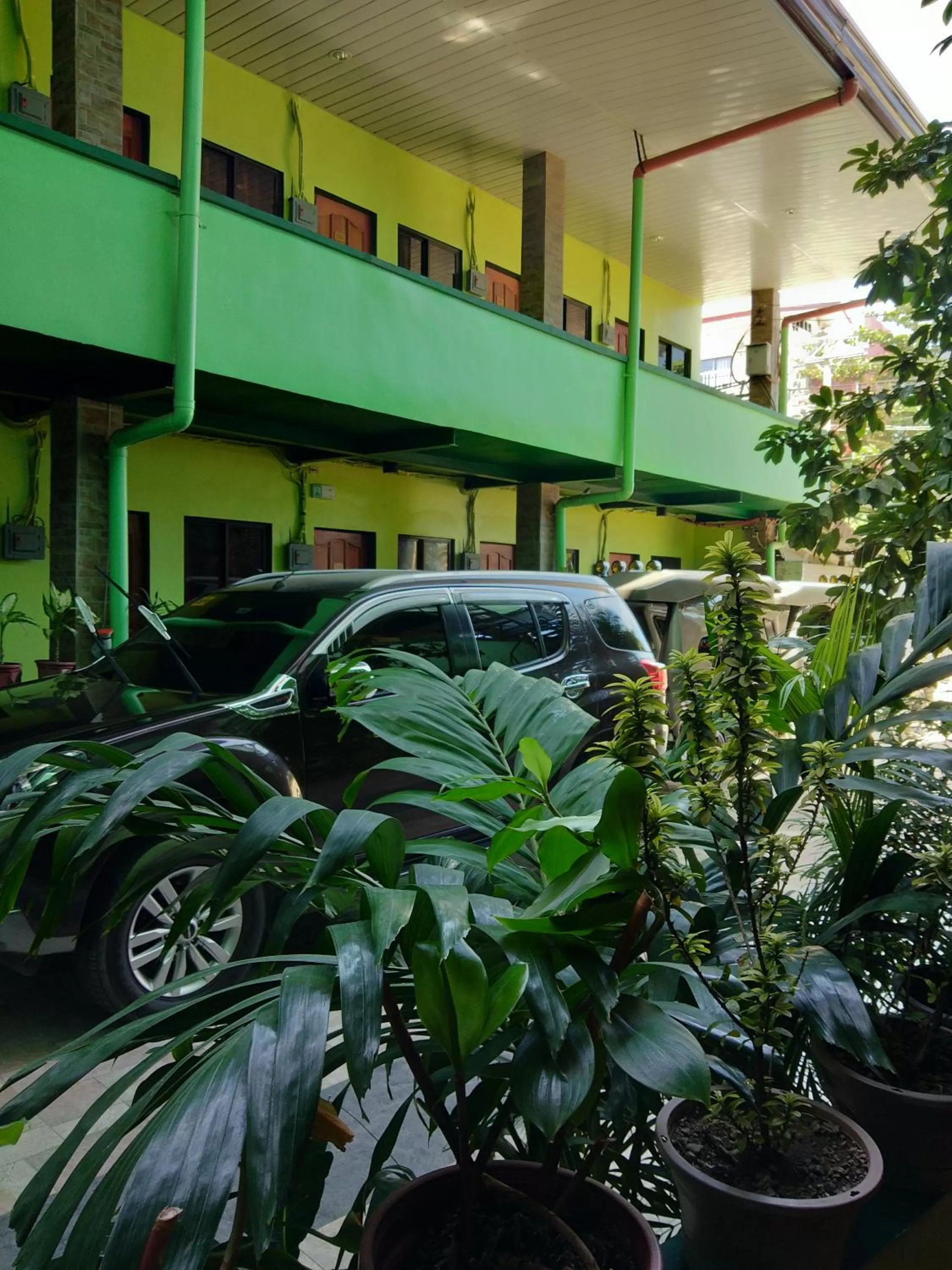 Parking in Aosmec Square Hotel