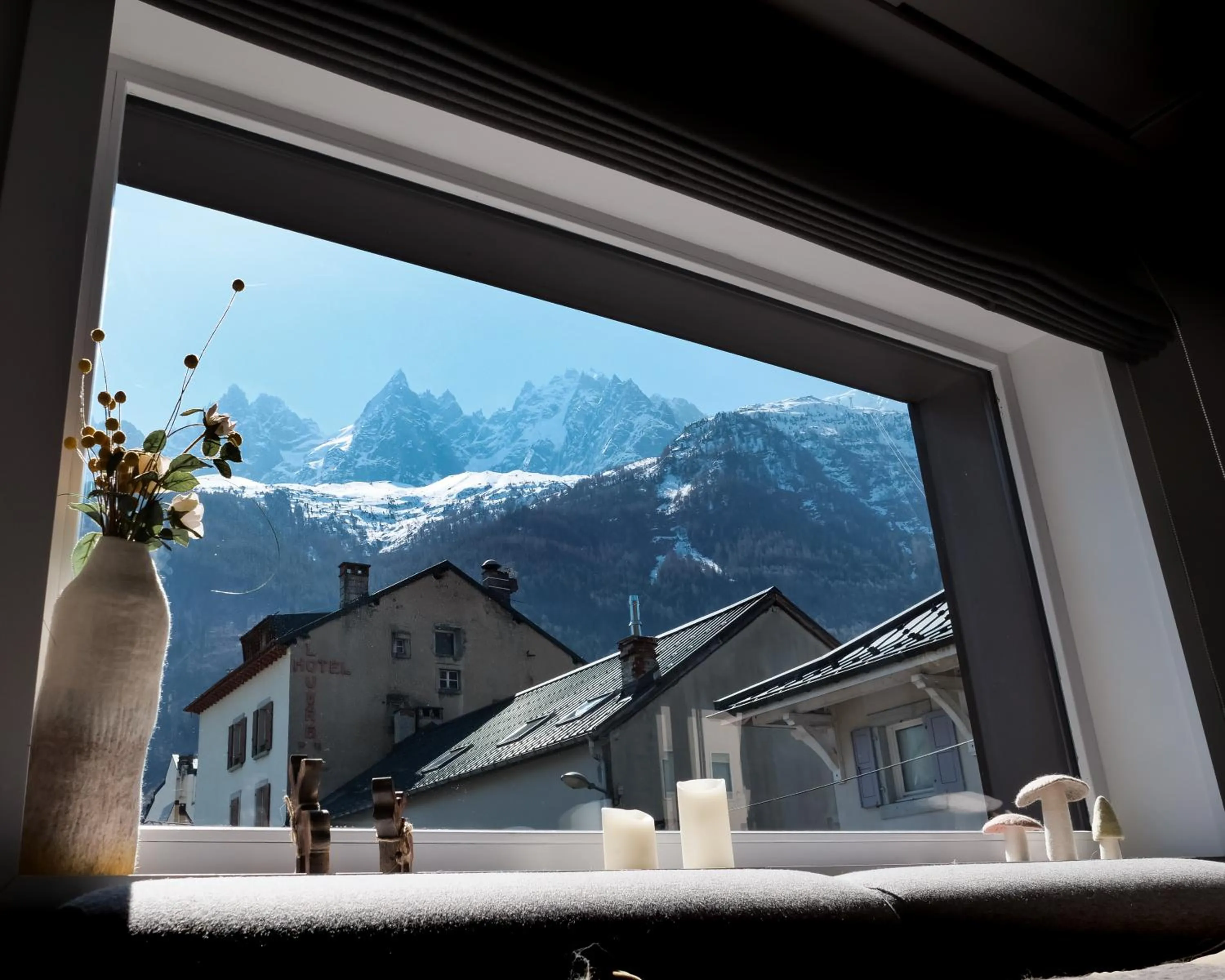 Bird's eye view in Chalet hôtel le Whymper