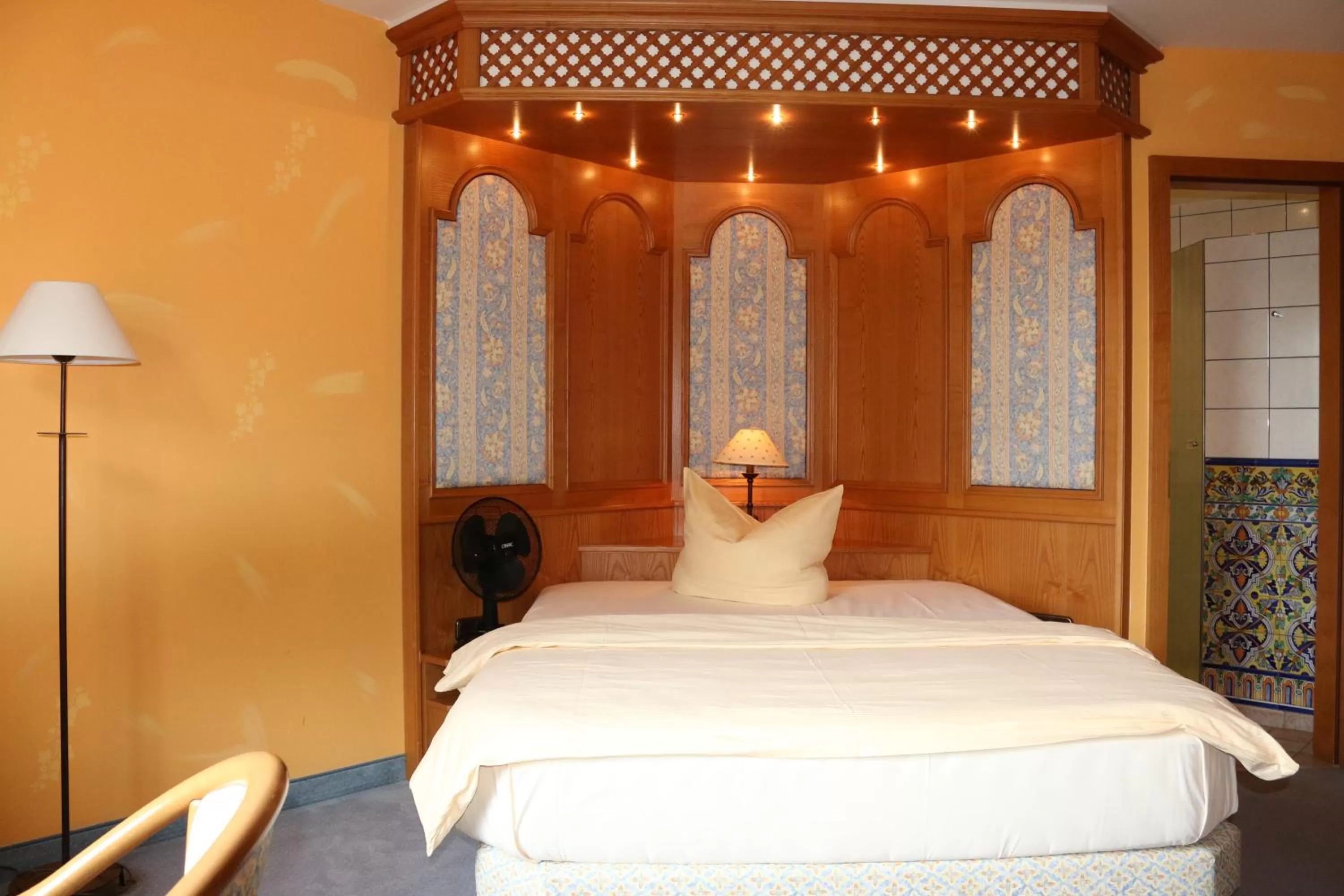 Bed in Hotel Spanischer Hof