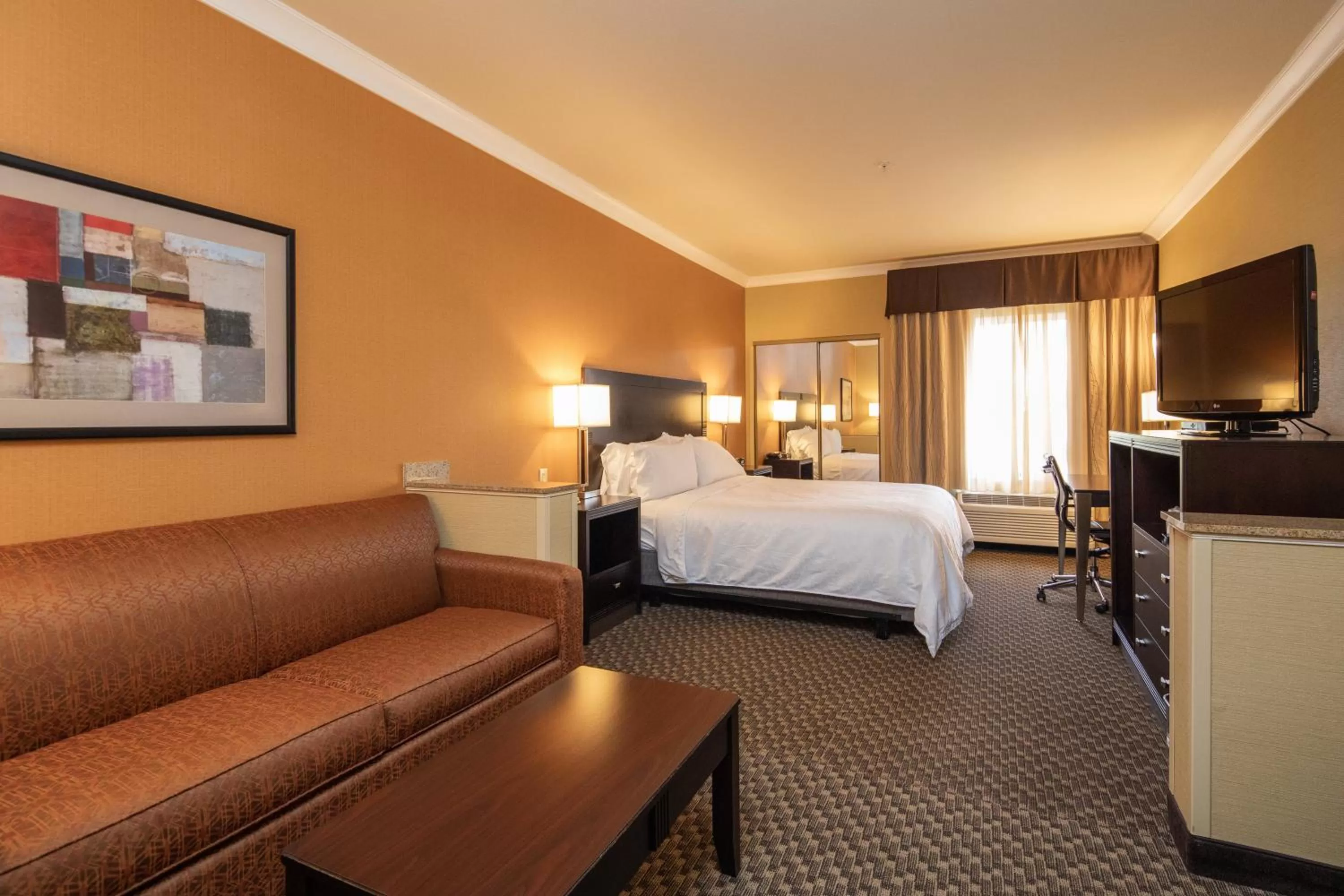 Photo of the whole room, Bed in Holiday Inn Express Castro Valley - I-580 by IHG