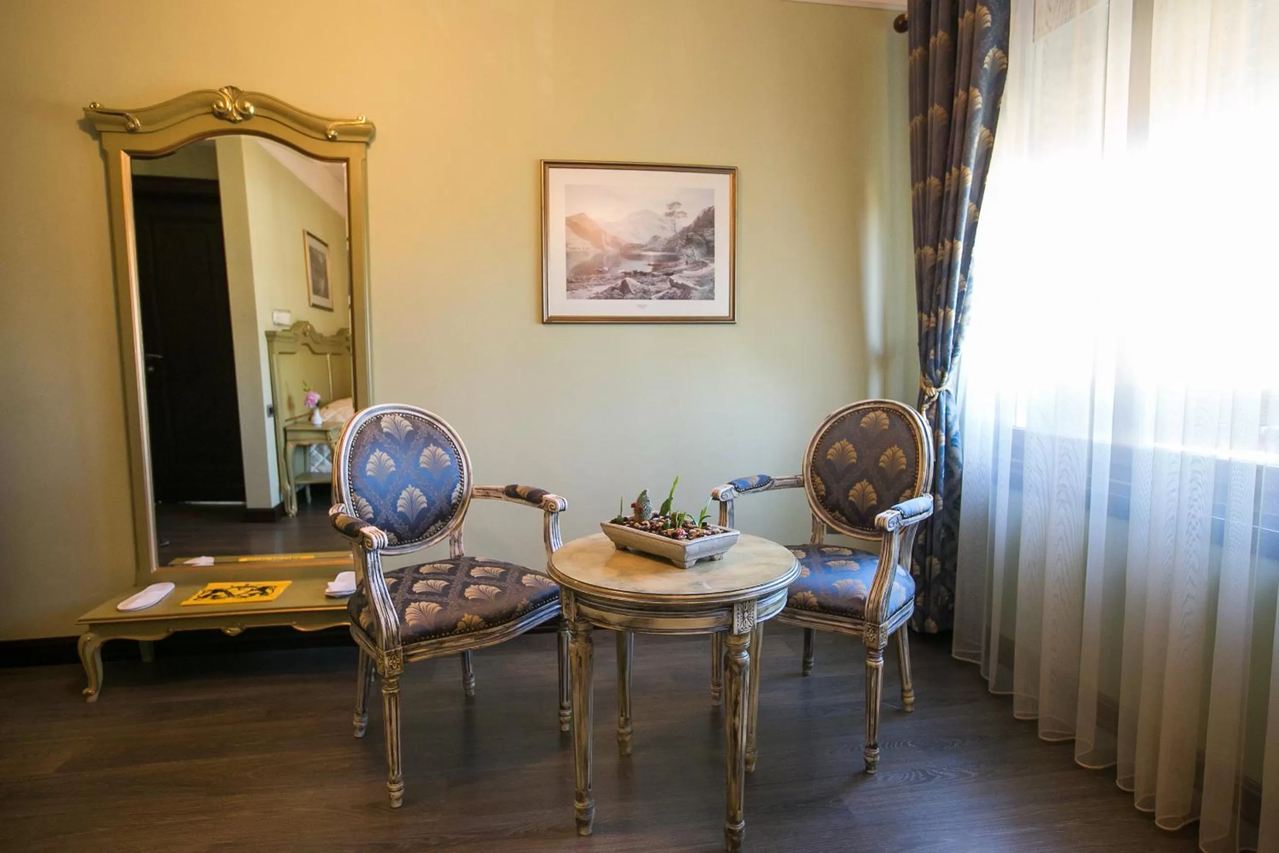 Living room in Hotel Victoria Tirana