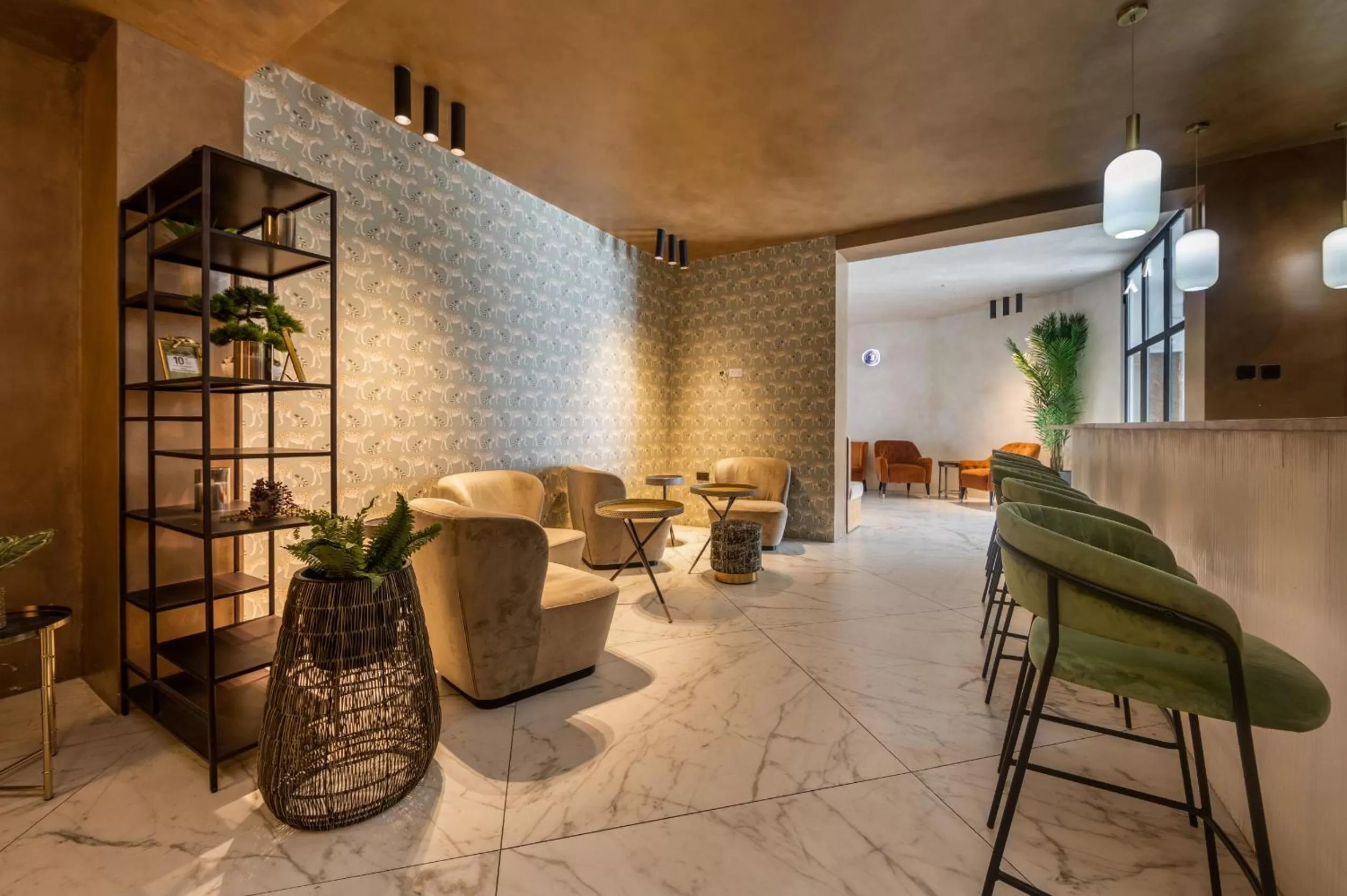 Communal lounge/ TV room in King Solomon Hotel- Golders Green