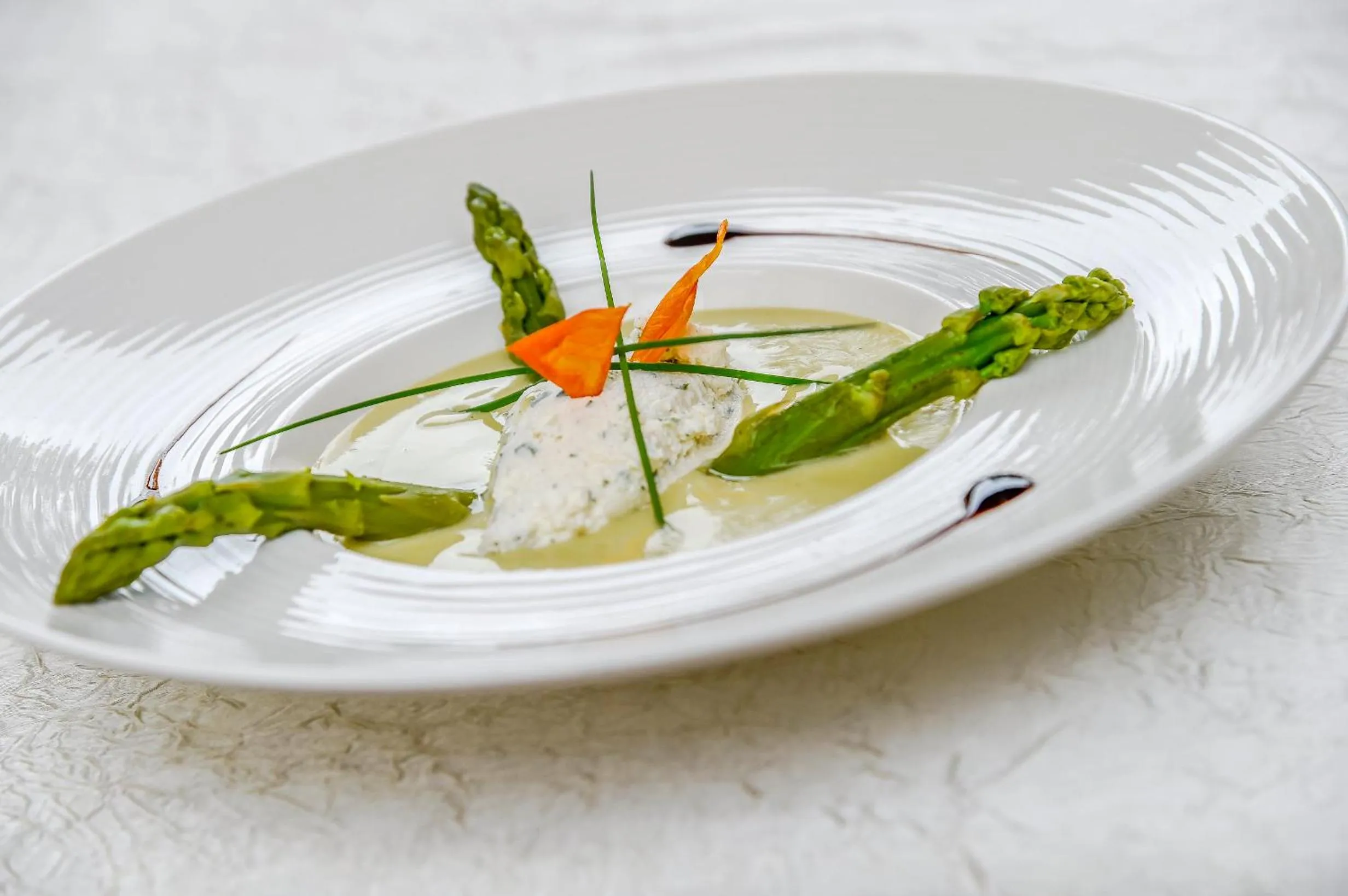 Food in La Commanderie de Champarey