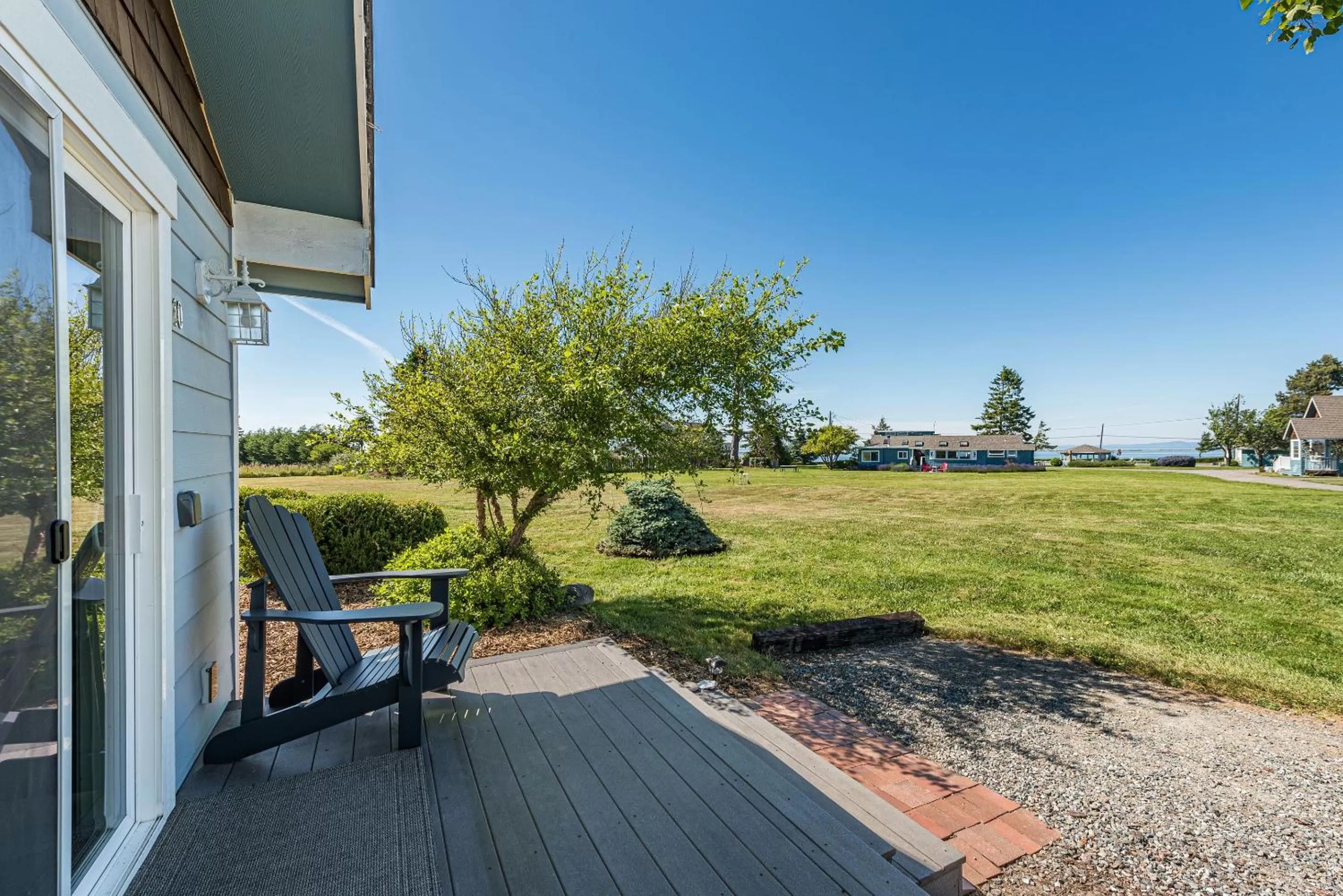 Day in Juan de Fuca Waterfront Hotel & Cottages