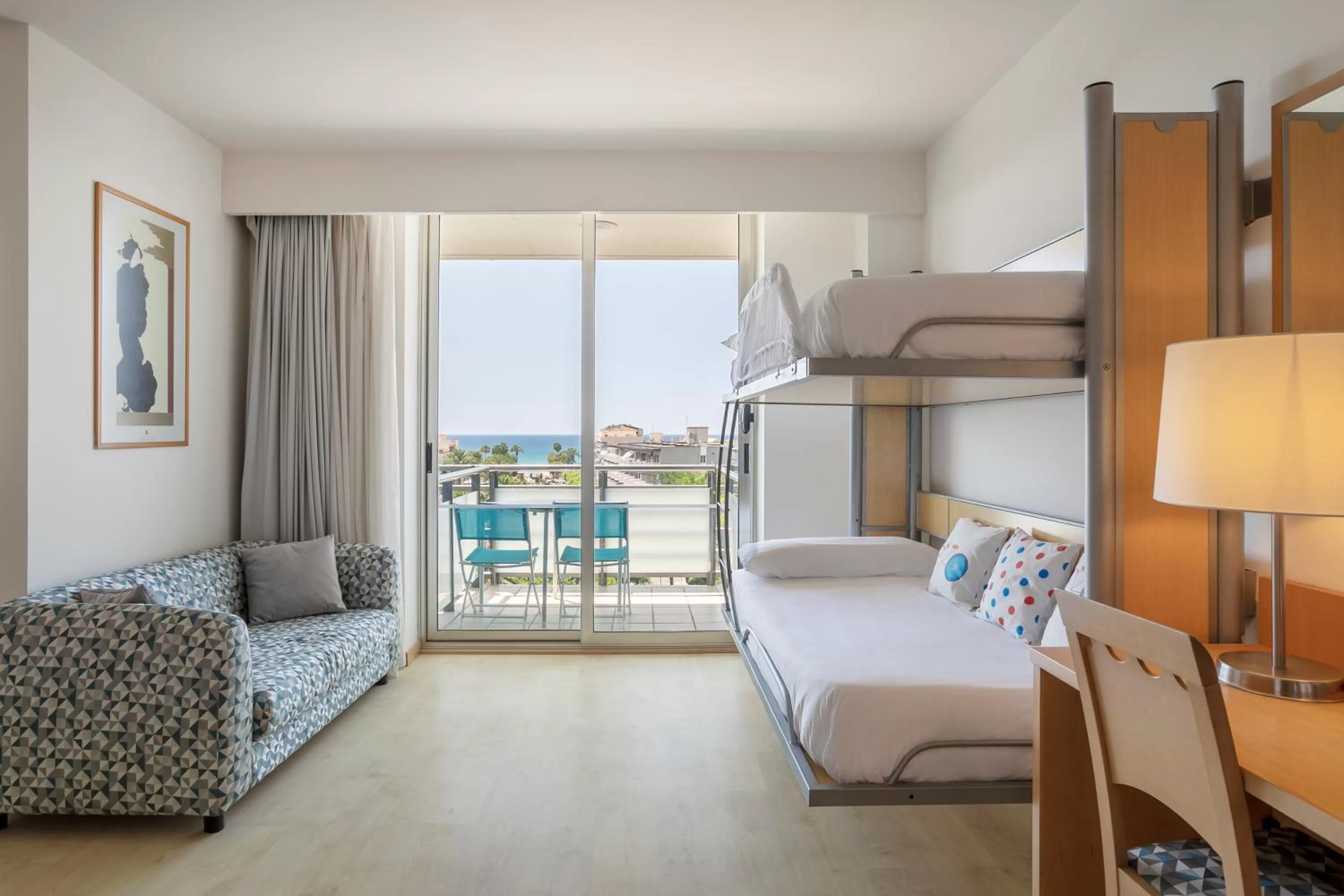 View (from property/room), Bed in Sol Port Cambrils Hotel
