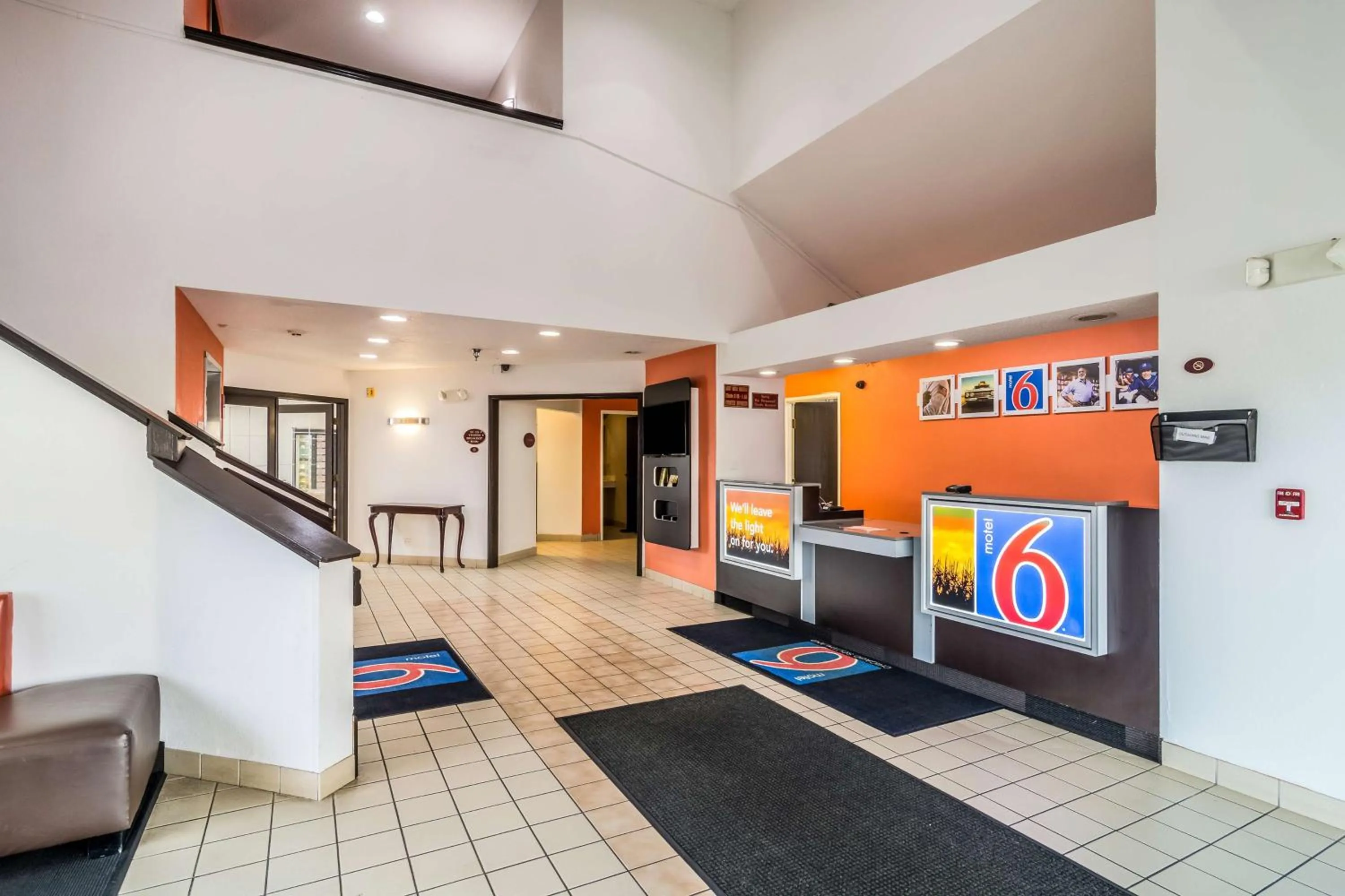 Lobby or reception in Motel 6-Harvey, IL