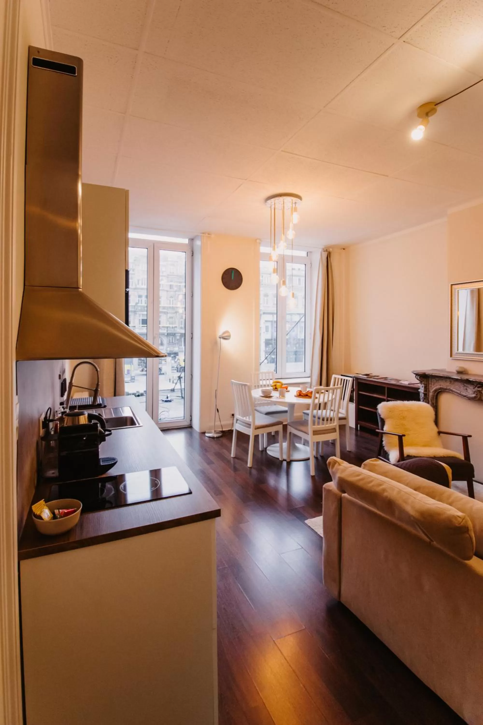 Photo of the whole room in Super central in Brussels