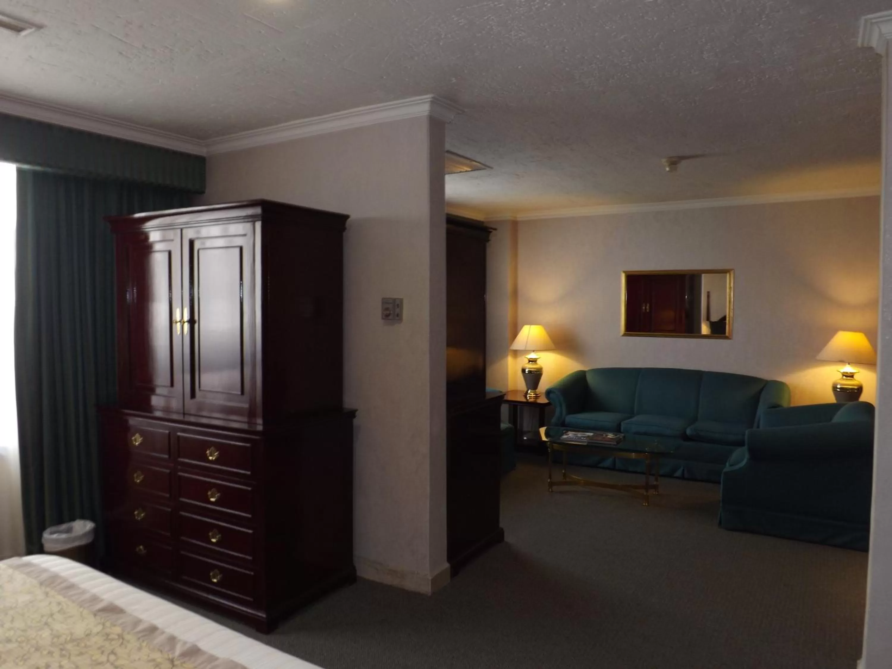 Photo of the whole room, Bed in Pedregal Palace