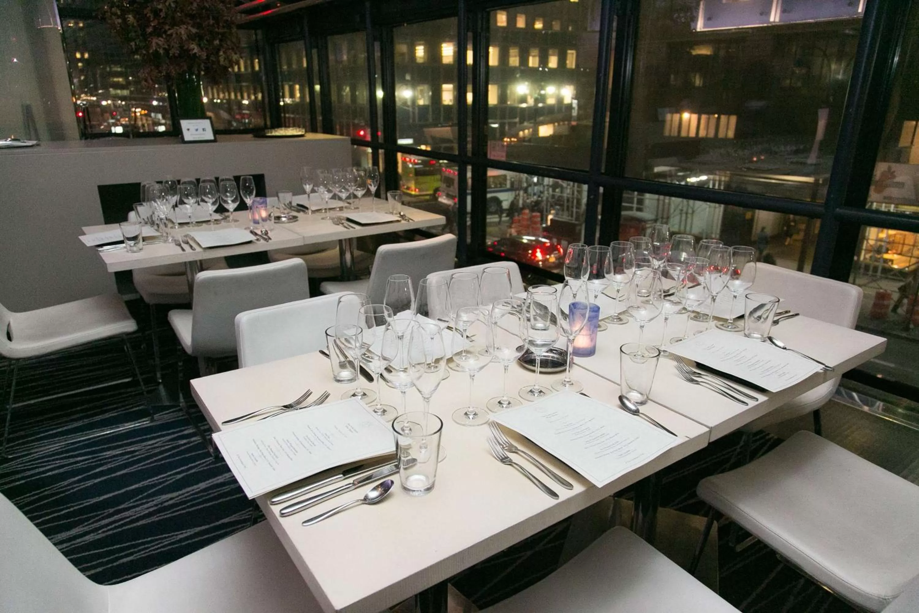 Restaurant/places to eat in Hyatt Grand Central New York