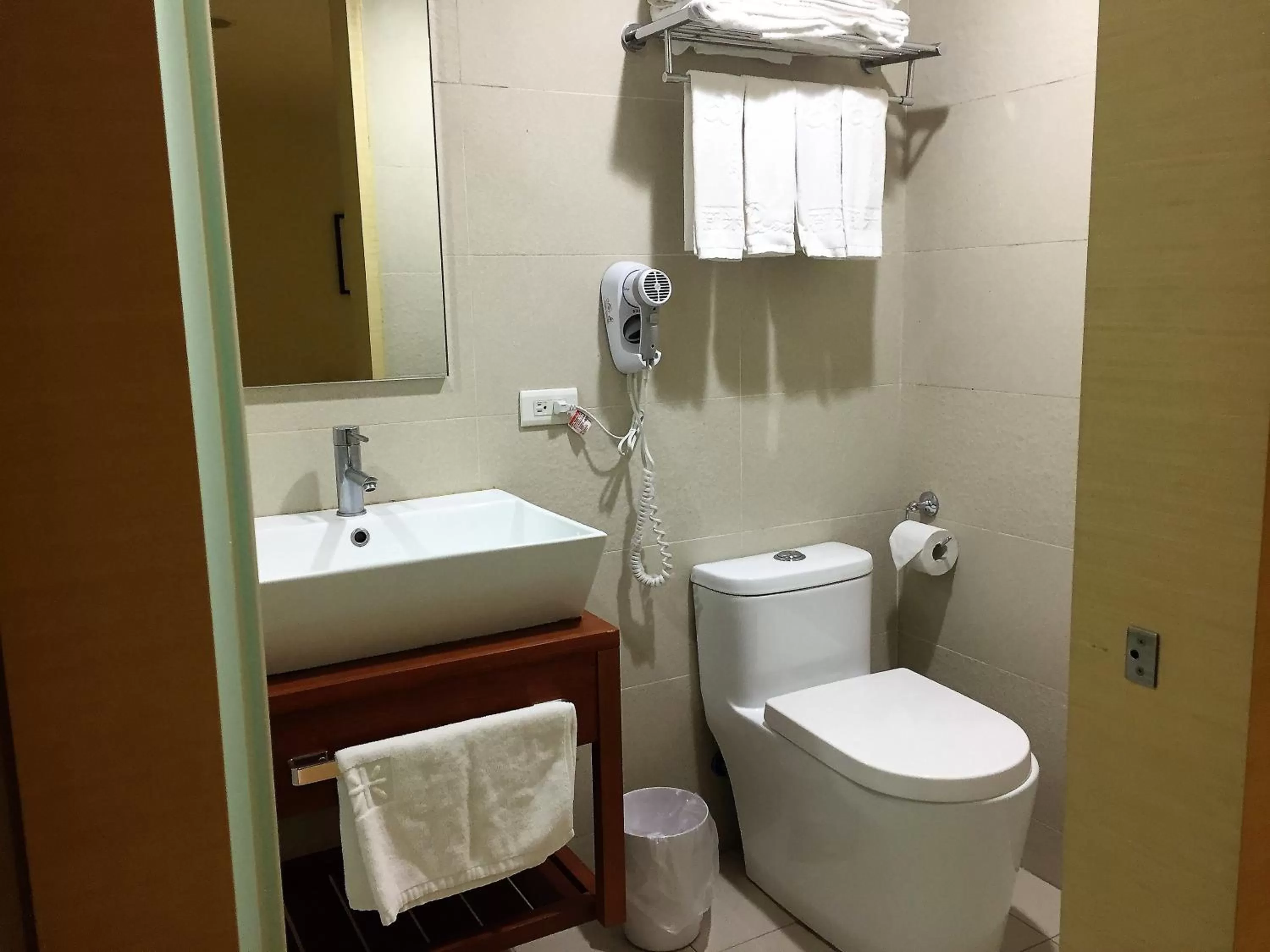 Bathroom in Wemeet Hotel Taipei
